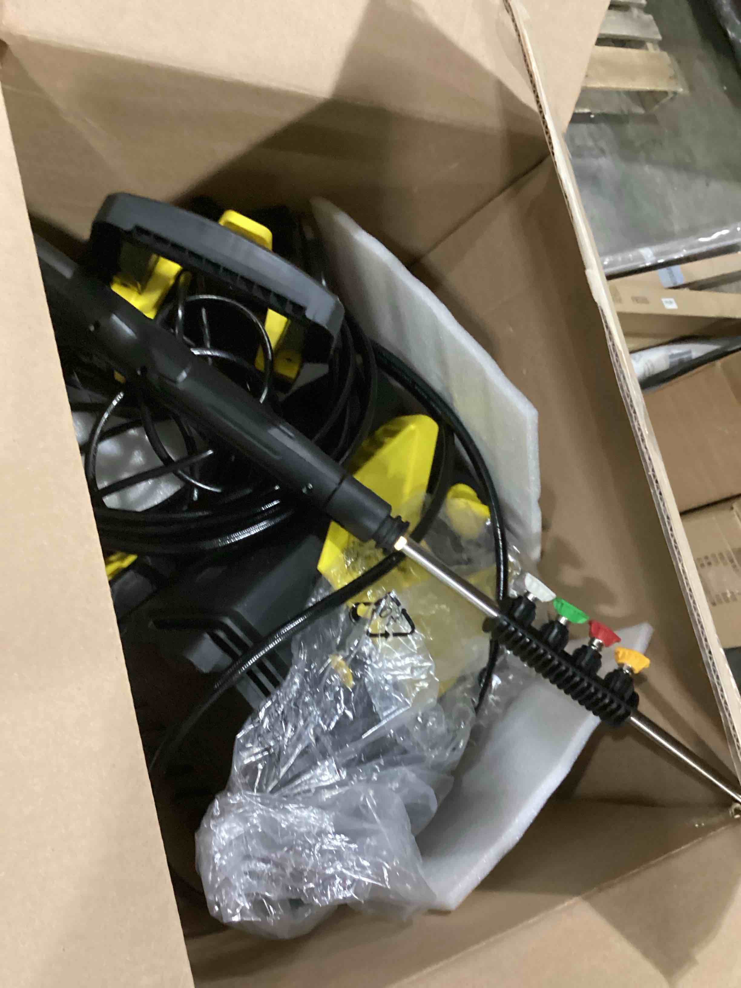 https://s3.amazonaws.com/lotting-images-prod/bidfta/BLU5788259_1708348843119.jpeg