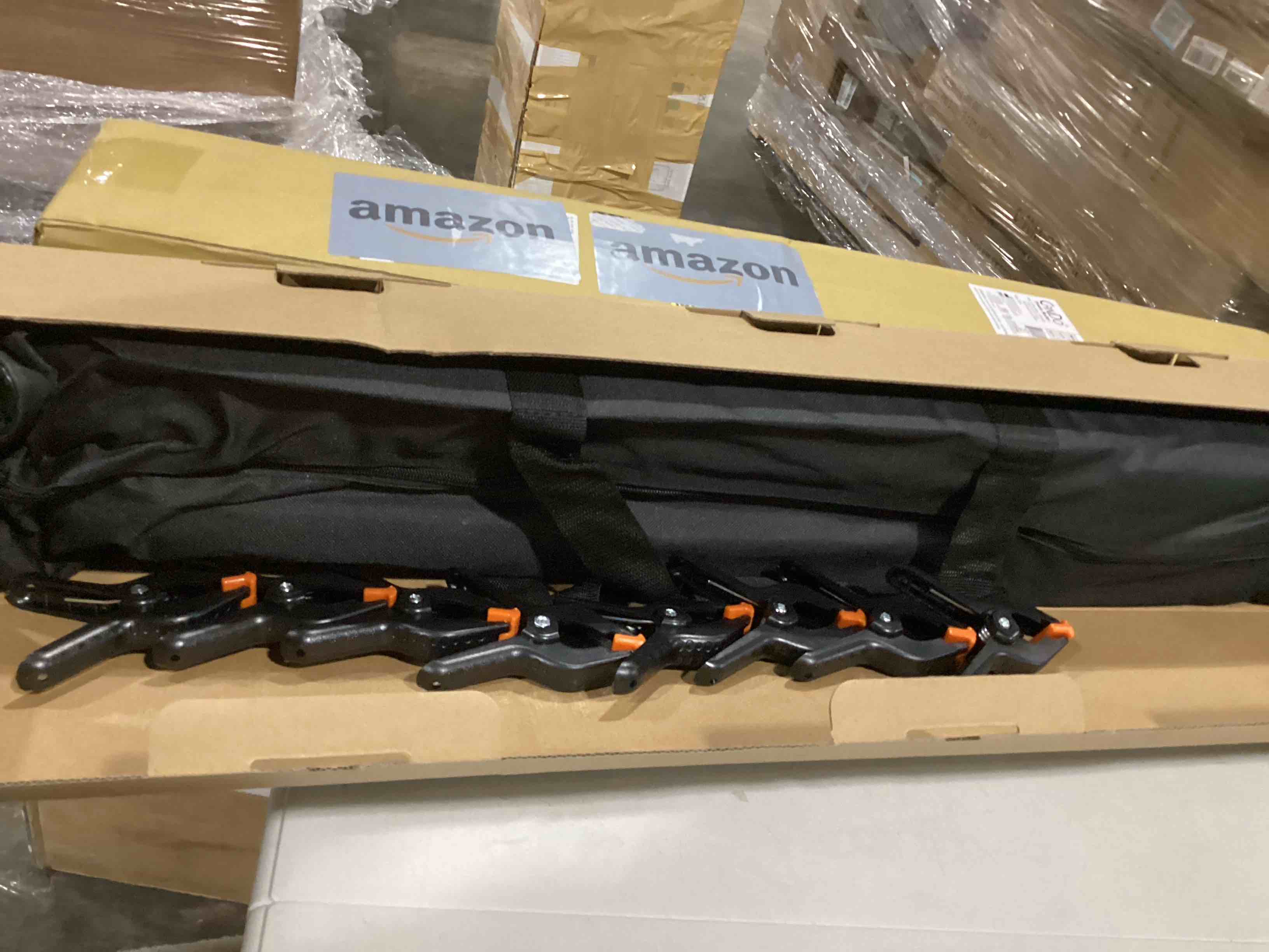https://s3.amazonaws.com/lotting-images-prod/bidfta/BLU5788264_1708350246899.jpeg