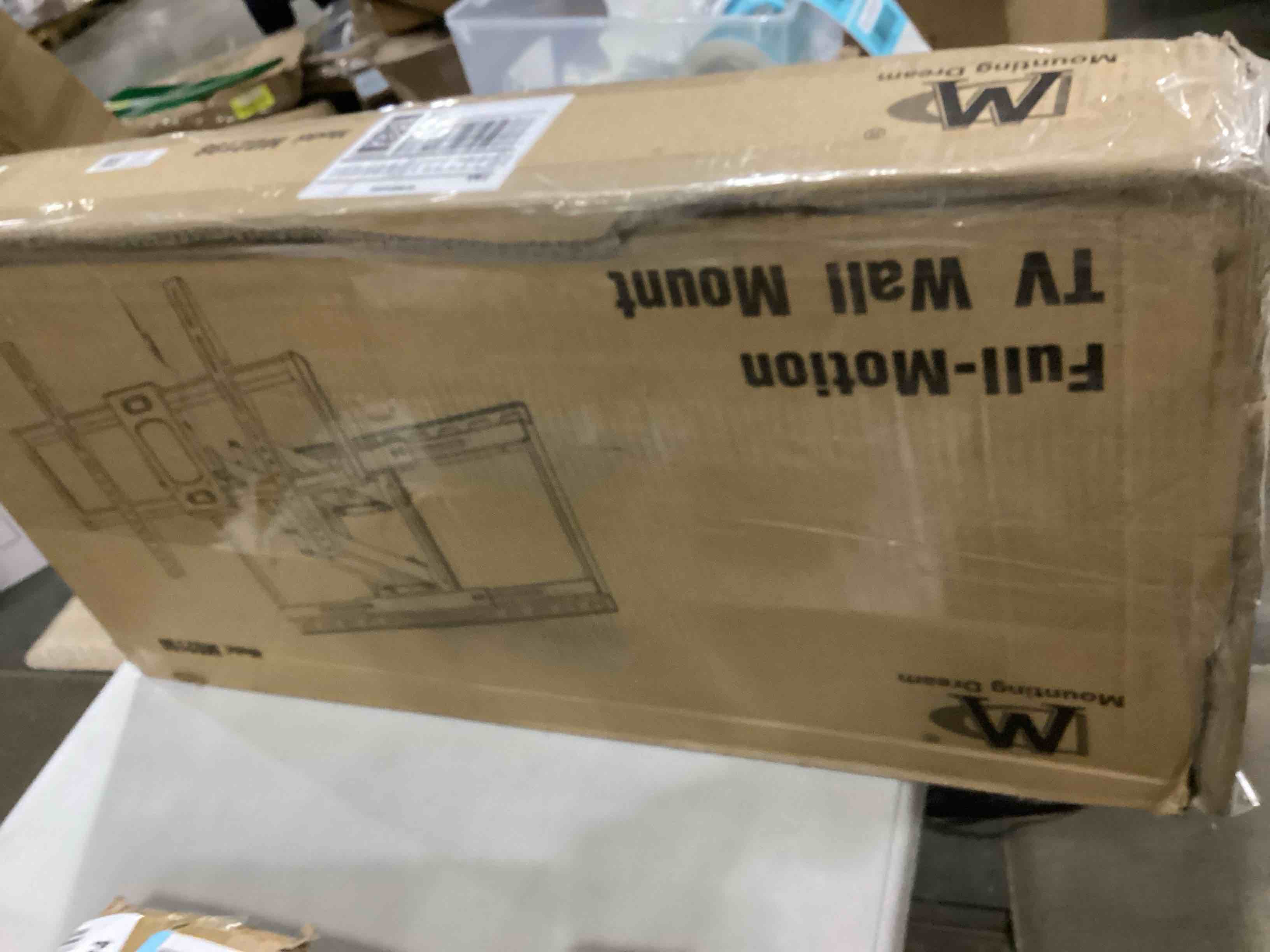 https://s3.amazonaws.com/lotting-images-prod/bidfta/BLU5788304_1708365558411.jpeg