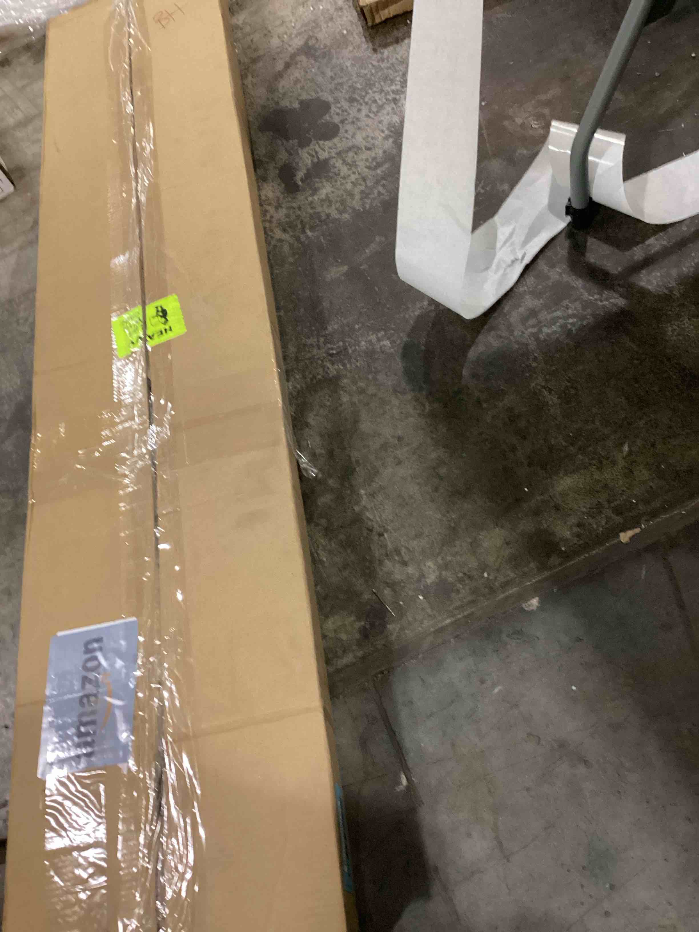 https://s3.amazonaws.com/lotting-images-prod/bidfta/BLU5788725_1709223723224.jpeg