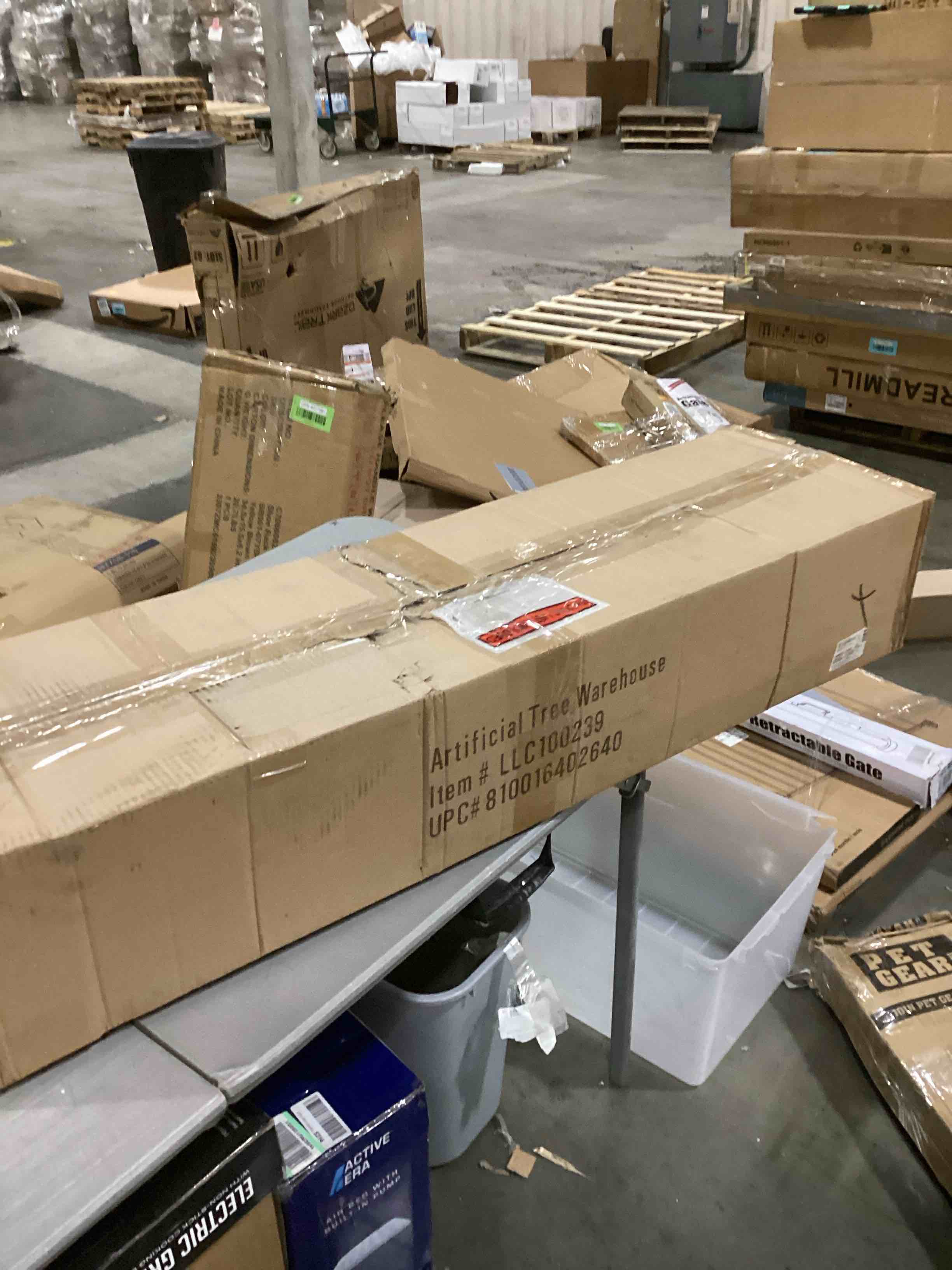 https://s3.amazonaws.com/lotting-images-prod/bidfta/BLU5789033_1708364072166.jpeg