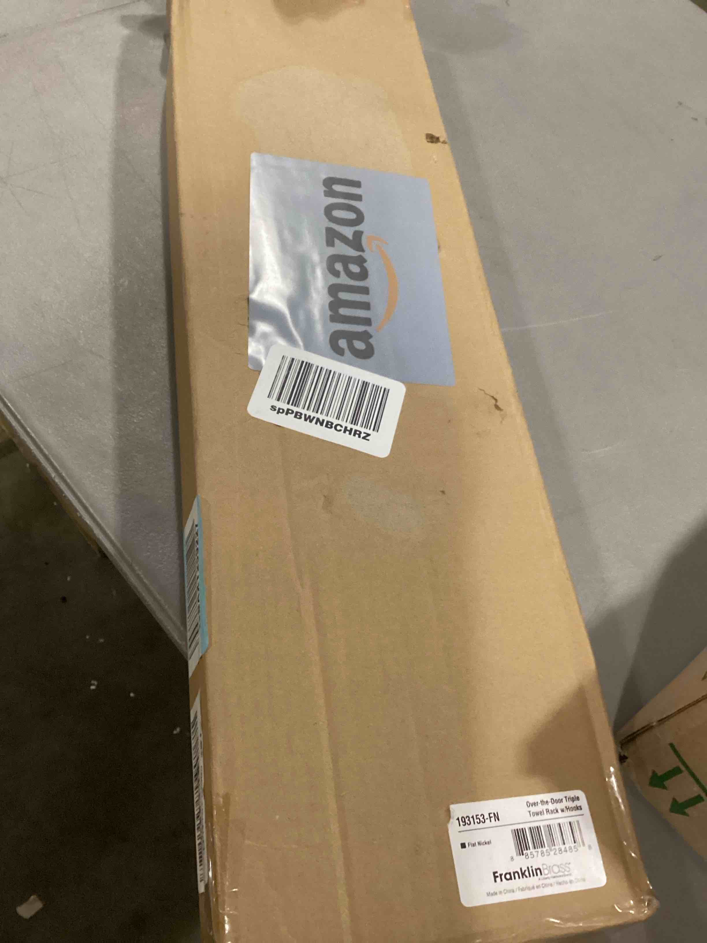 https://s3.amazonaws.com/lotting-images-prod/bidfta/BLU5789653_1709122649761.jpeg