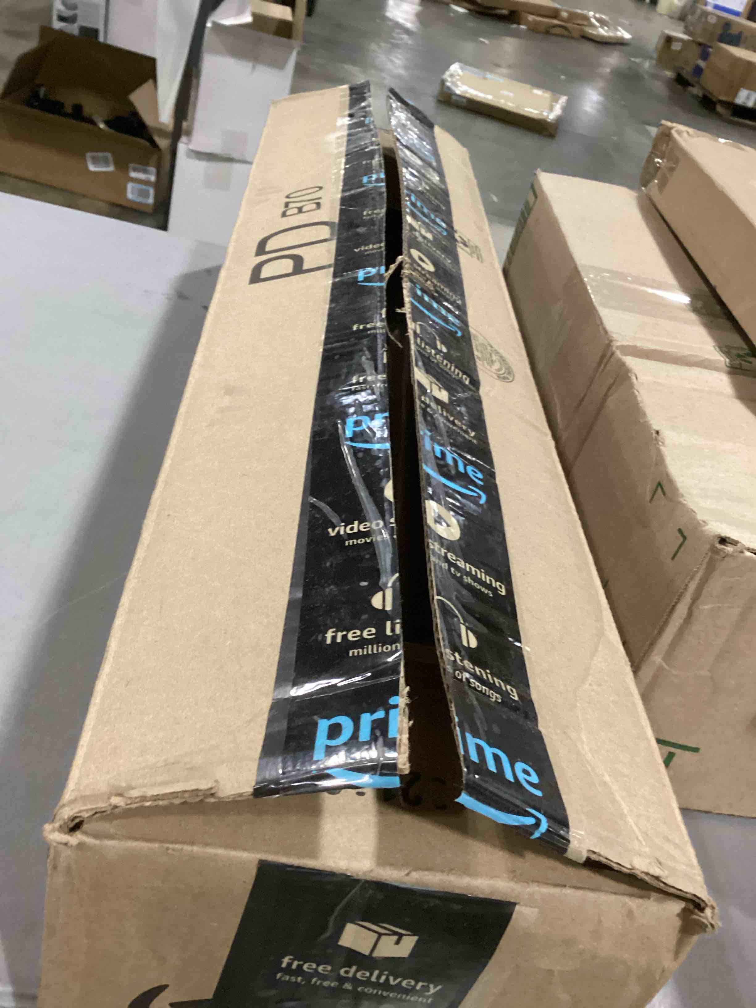 https://s3.amazonaws.com/lotting-images-prod/bidfta/BLU5789655_1709123301533.jpeg