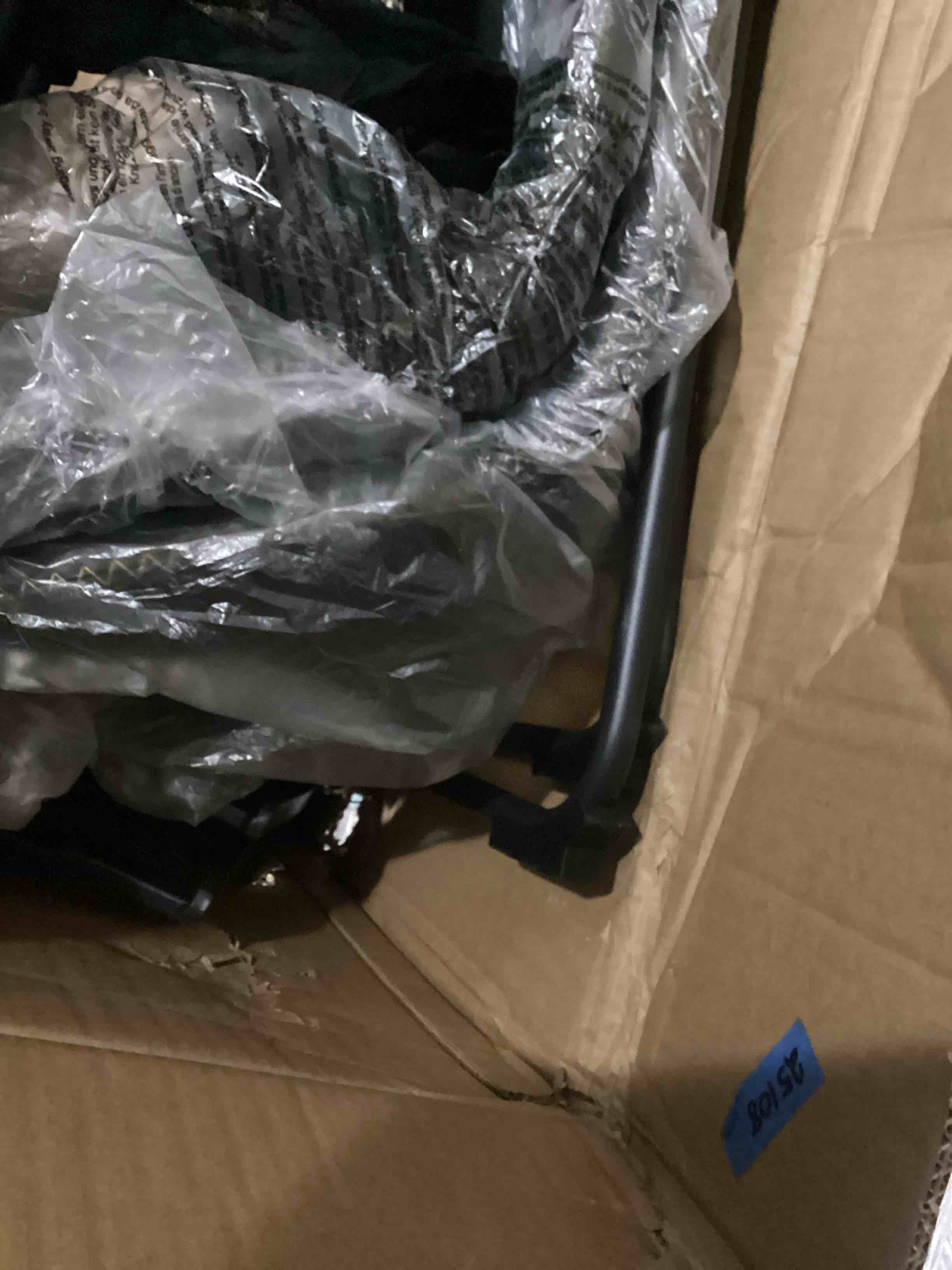 https://s3.amazonaws.com/lotting-images-prod/bidfta/BLU5790183_1709662178912.jpeg