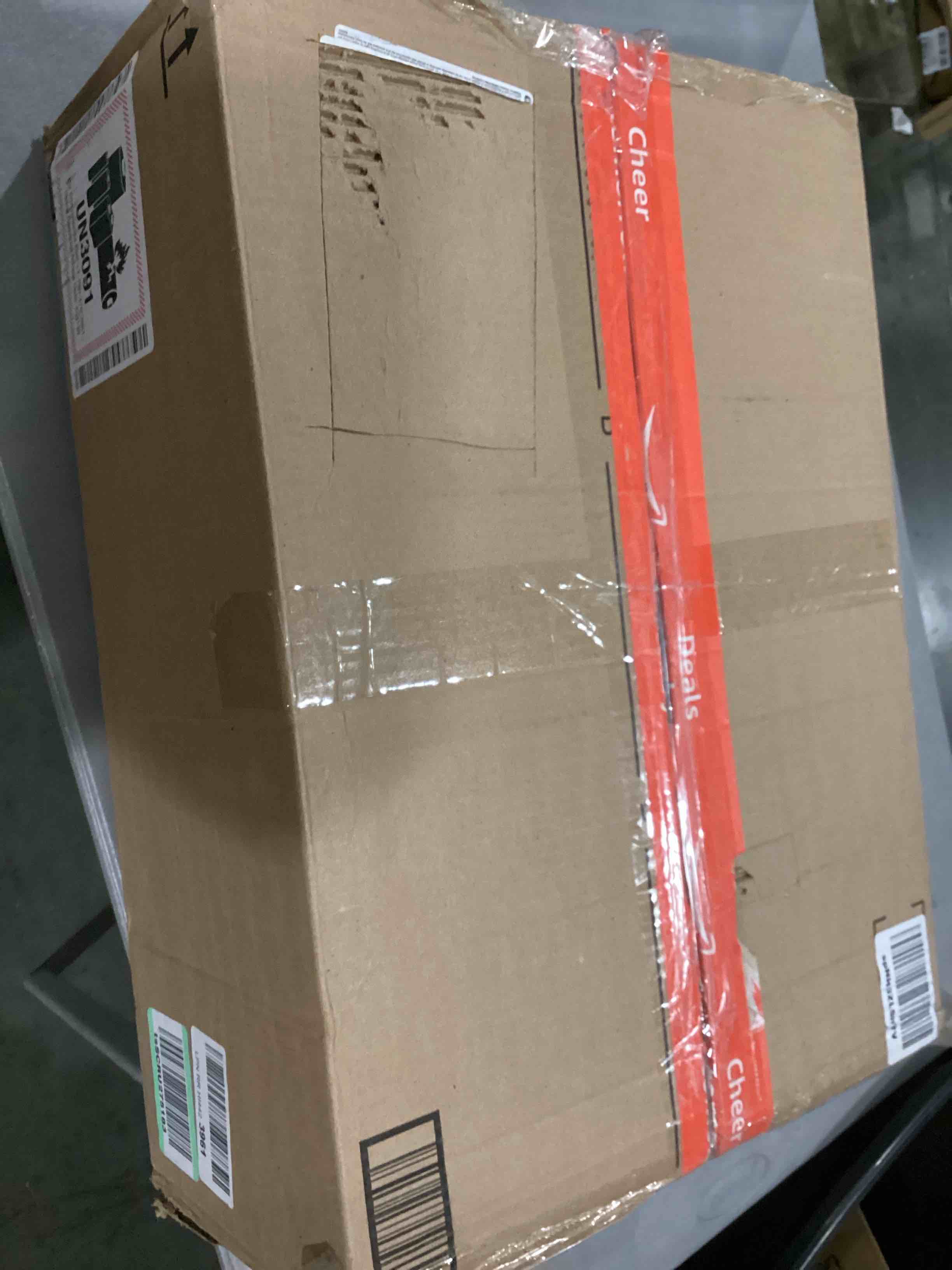 https://s3.amazonaws.com/lotting-images-prod/bidfta/BLU5790365_1709817574159.jpeg