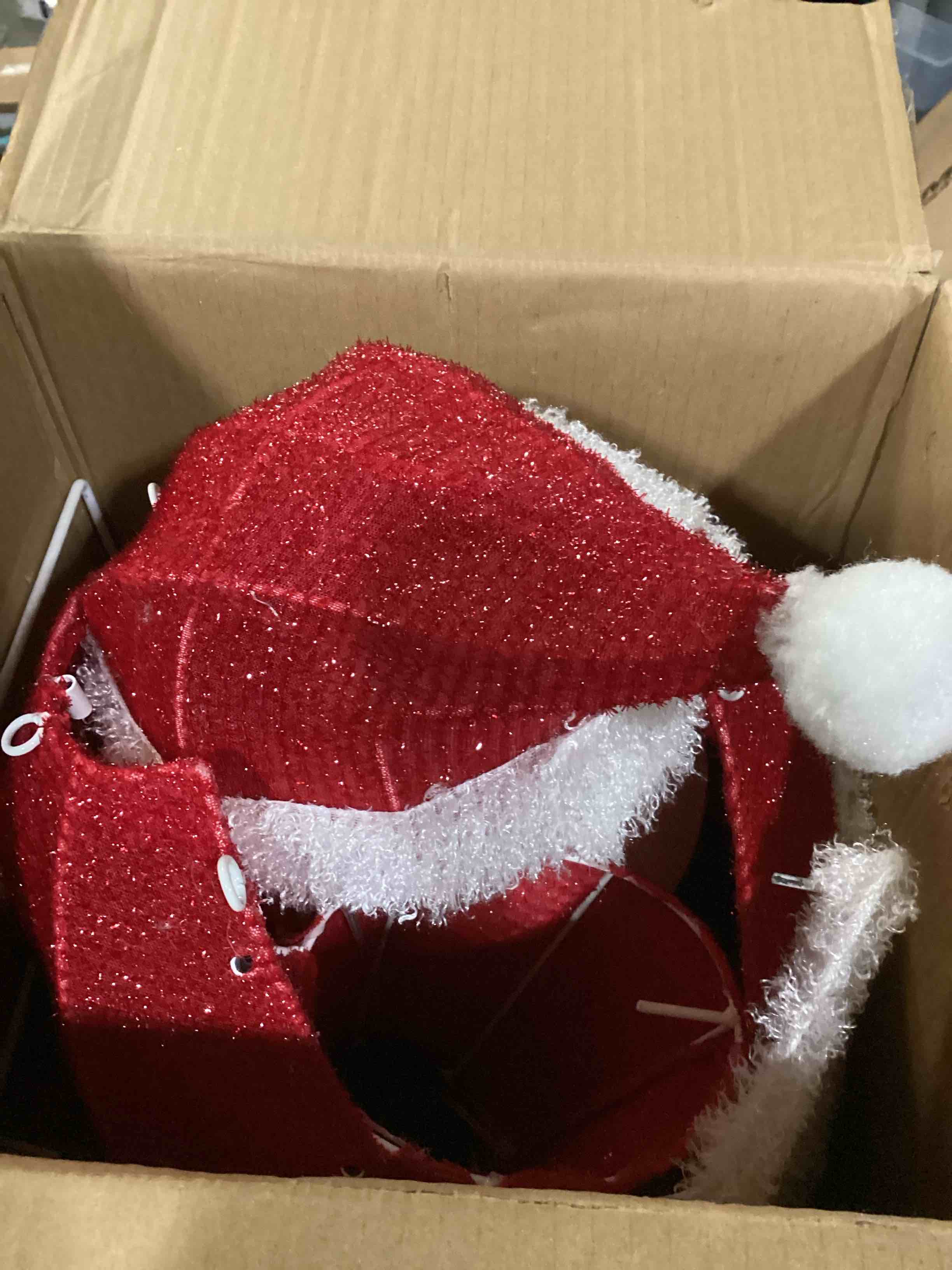 https://s3.amazonaws.com/lotting-images-prod/bidfta/BLU5790796_1708011946608.jpeg