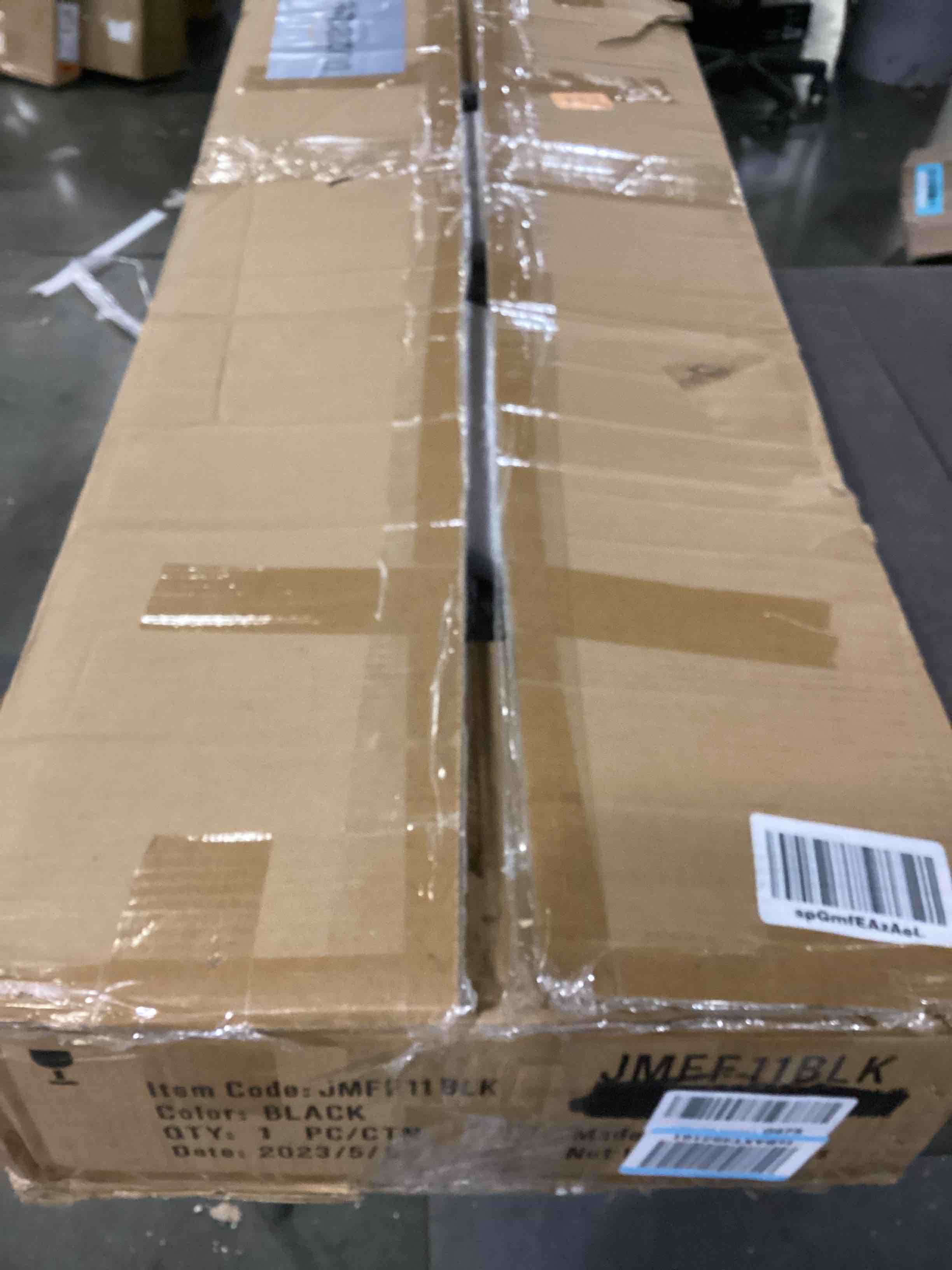 https://s3.amazonaws.com/lotting-images-prod/bidfta/BLU5790930_1708105953651.jpeg