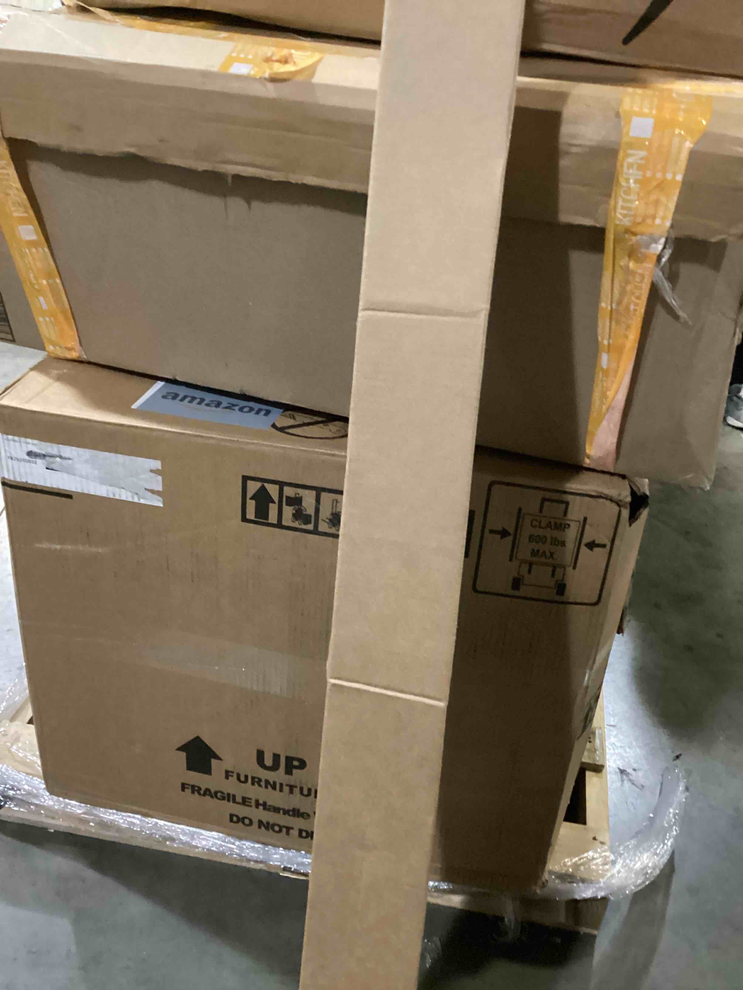 https://s3.amazonaws.com/lotting-images-prod/bidfta/BLU5790952_1708112955579.jpeg