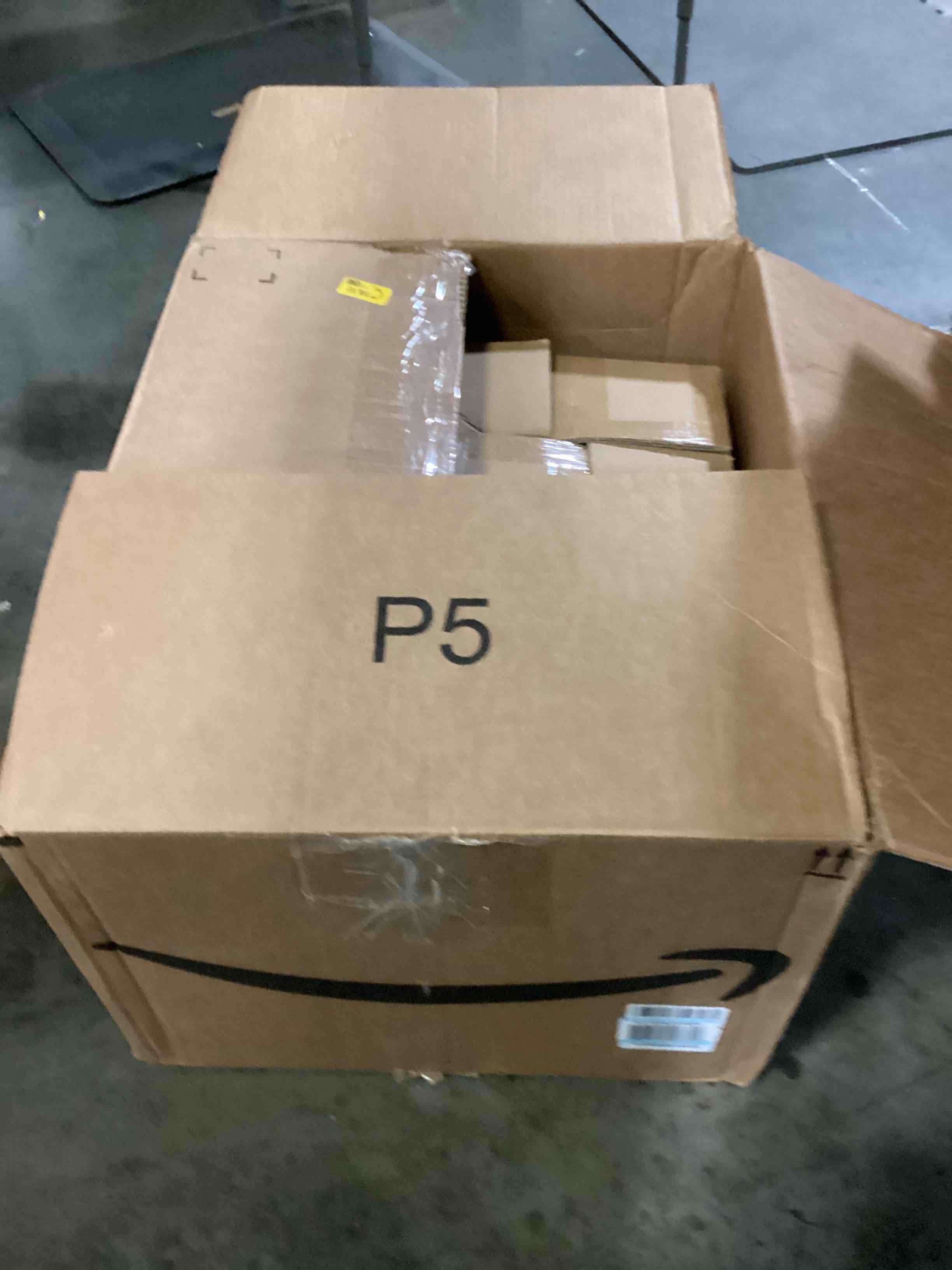 https://s3.amazonaws.com/lotting-images-prod/bidfta/BLU5790954_1708113708214.jpeg