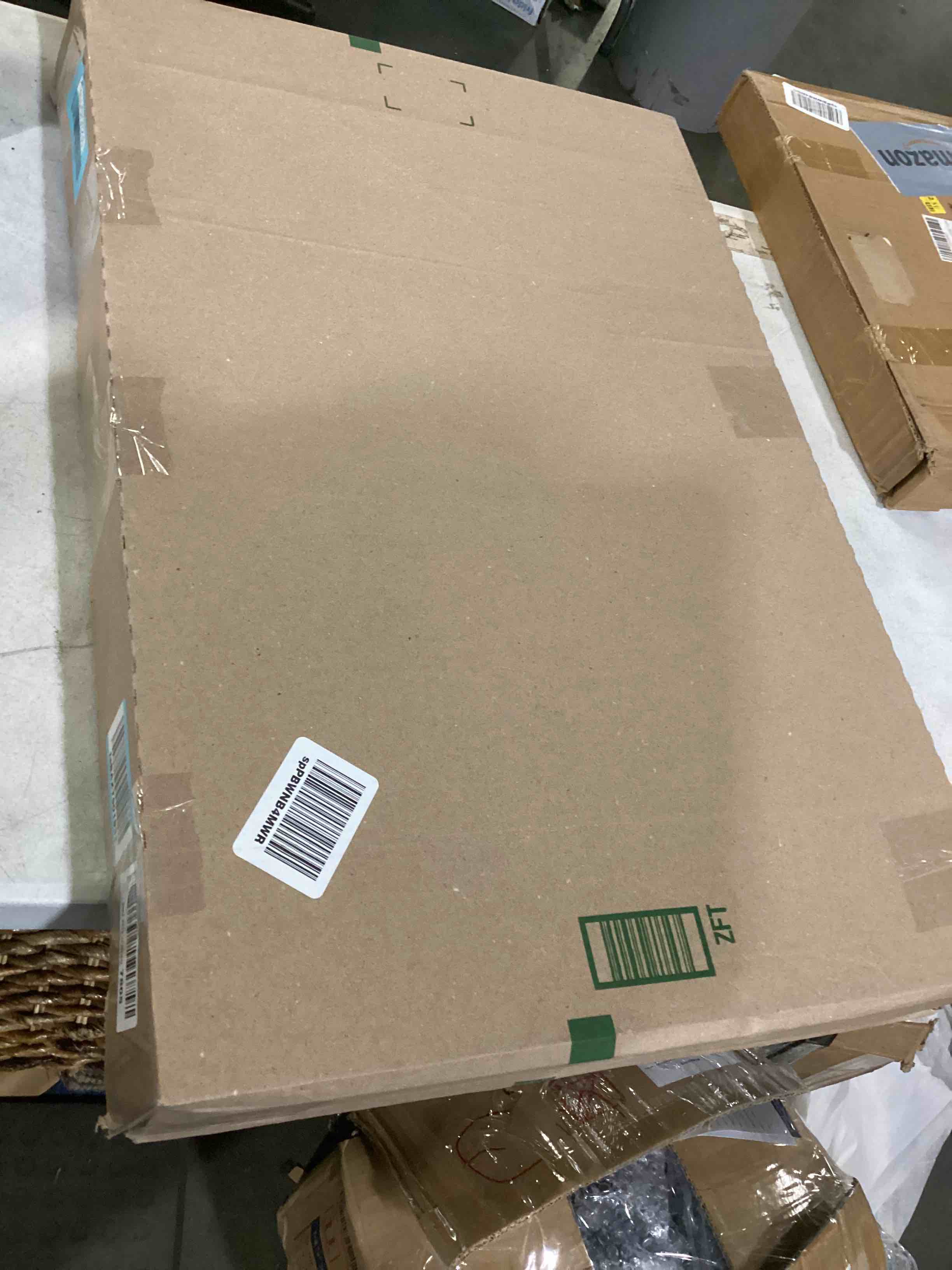 https://s3.amazonaws.com/lotting-images-prod/bidfta/BLU5791236_1708711969652.jpeg