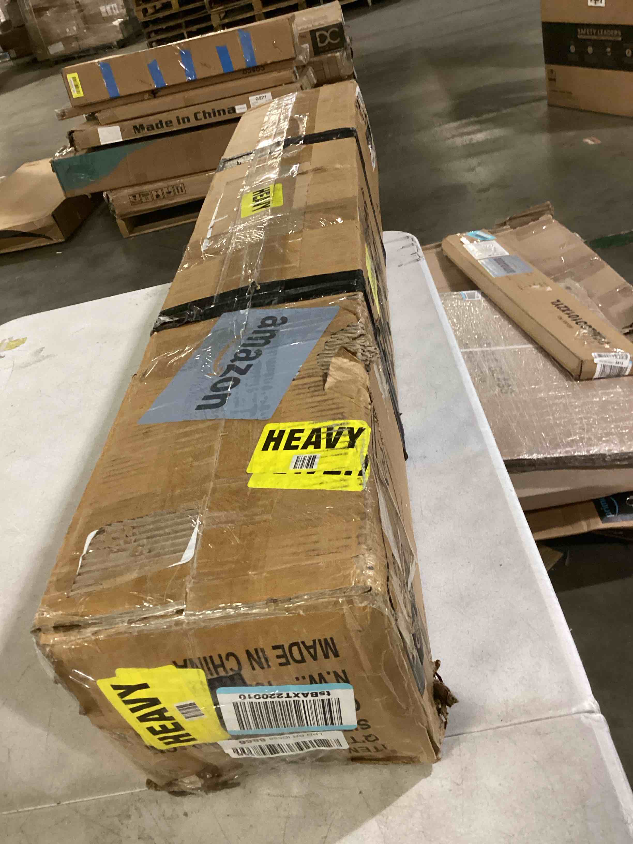 https://s3.amazonaws.com/lotting-images-prod/bidfta/BLU5791845_1709649815737.jpeg