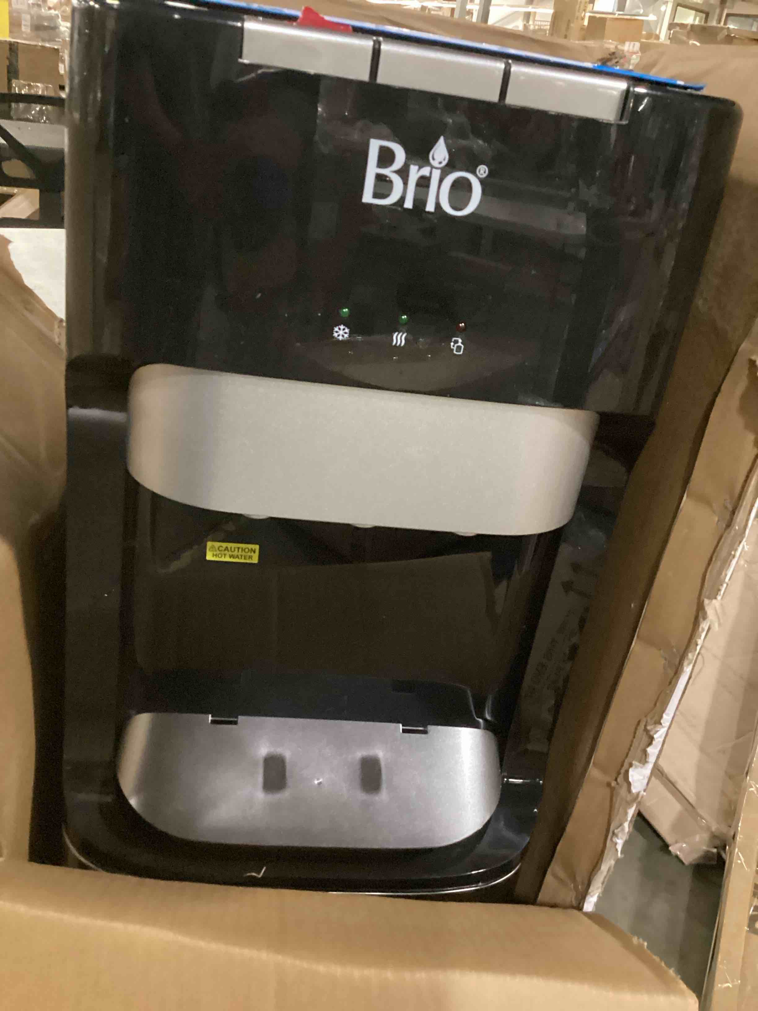 https://s3.amazonaws.com/lotting-images-prod/bidfta/BLU5791856_1709656078005.jpeg