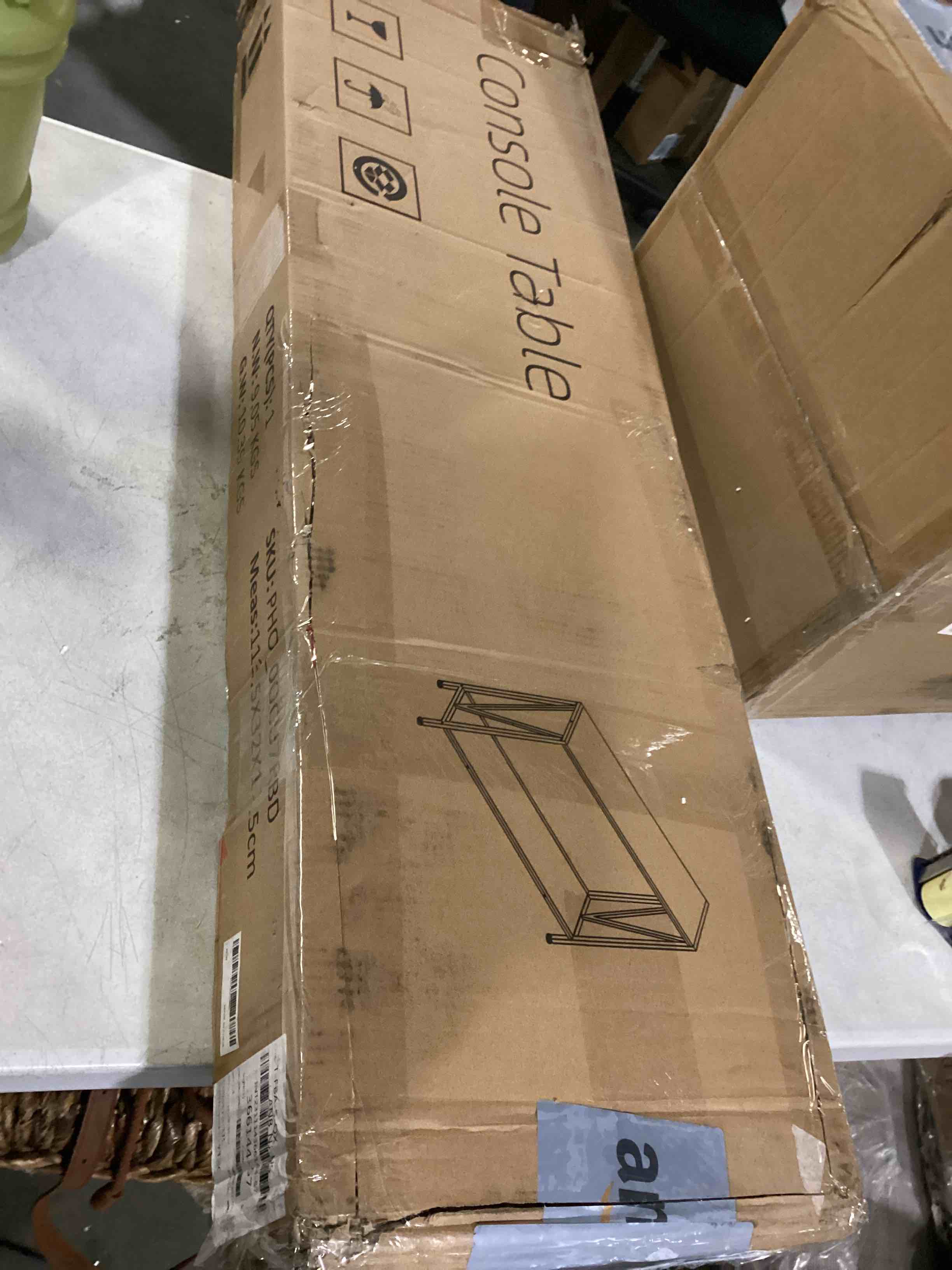https://s3.amazonaws.com/lotting-images-prod/bidfta/BLU5791924_1709740576475.jpeg