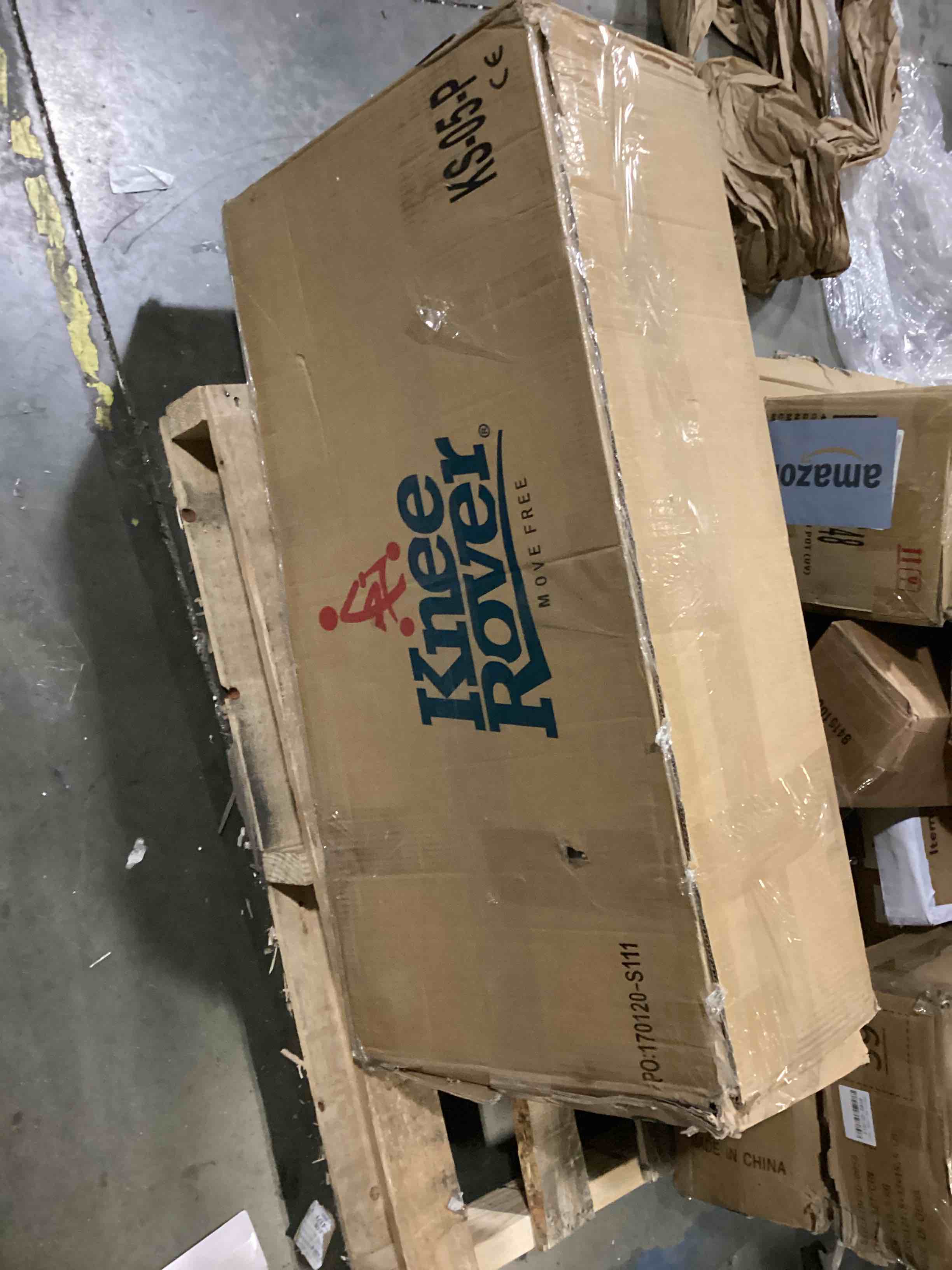 https://s3.amazonaws.com/lotting-images-prod/bidfta/BLU5791931_1709742606724.jpeg