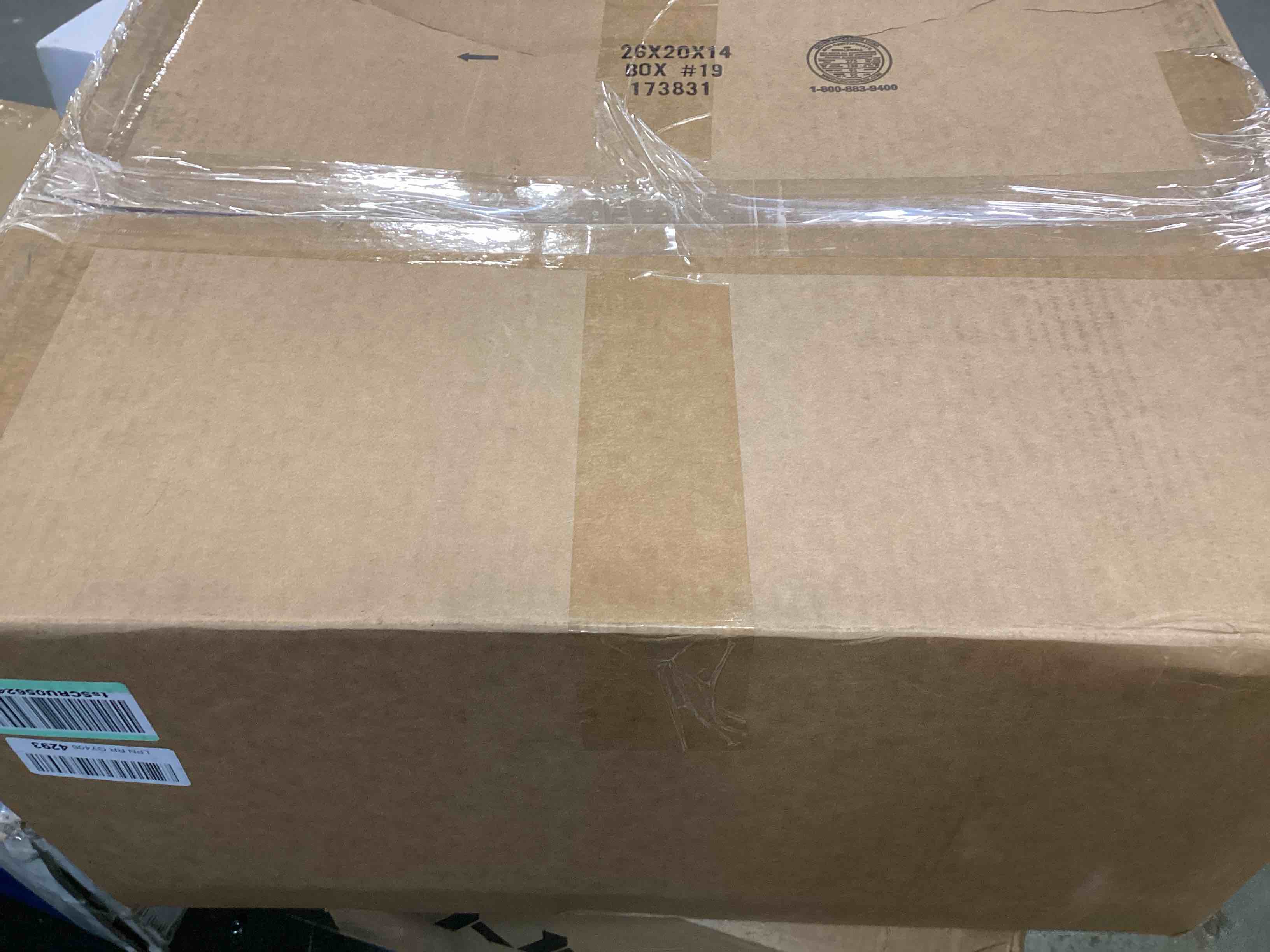 https://s3.amazonaws.com/lotting-images-prod/bidfta/BLU5792007_1705768624072.jpeg