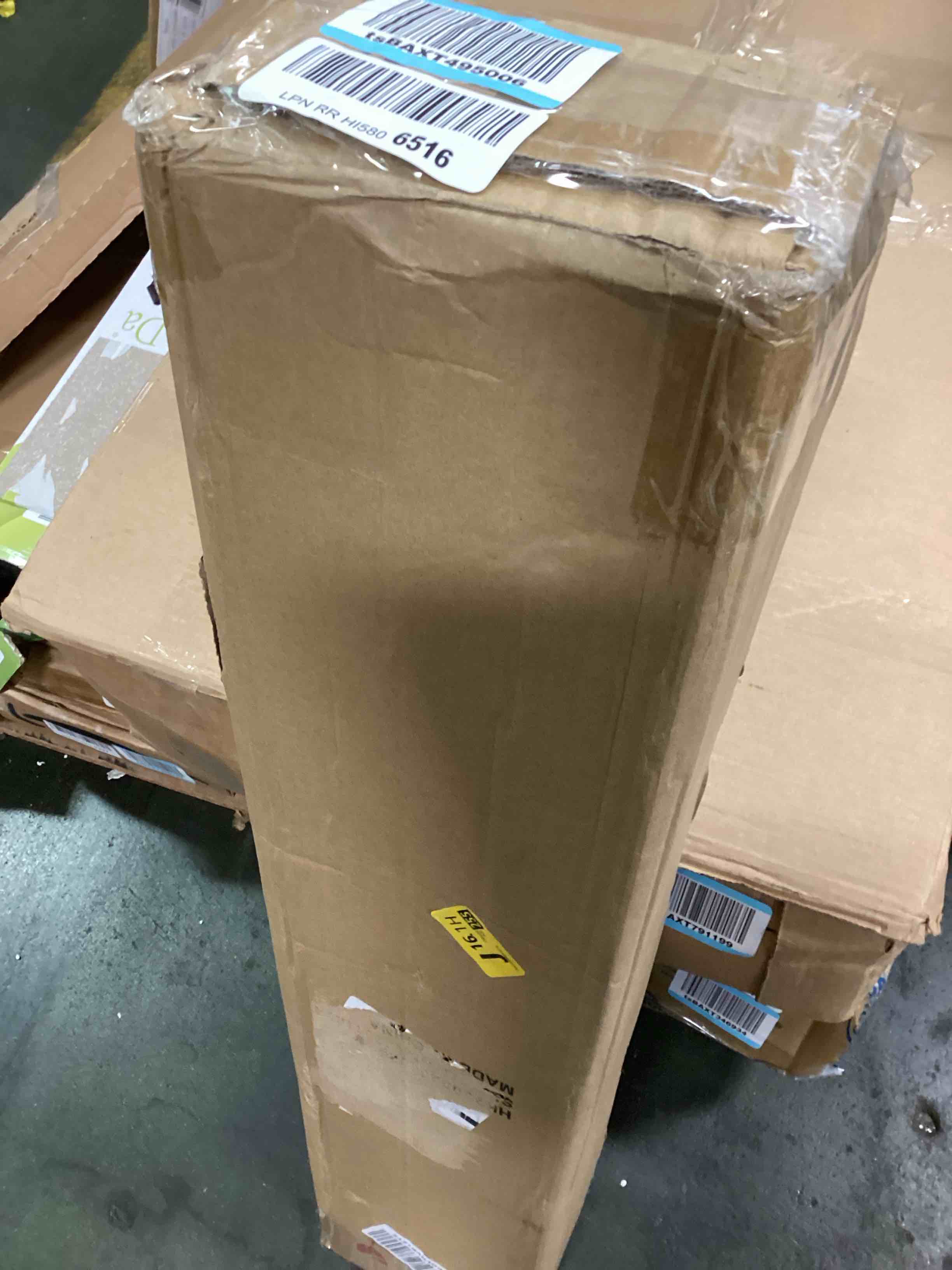 https://s3.amazonaws.com/lotting-images-prod/bidfta/BLU5792236_1706282674257.jpeg
