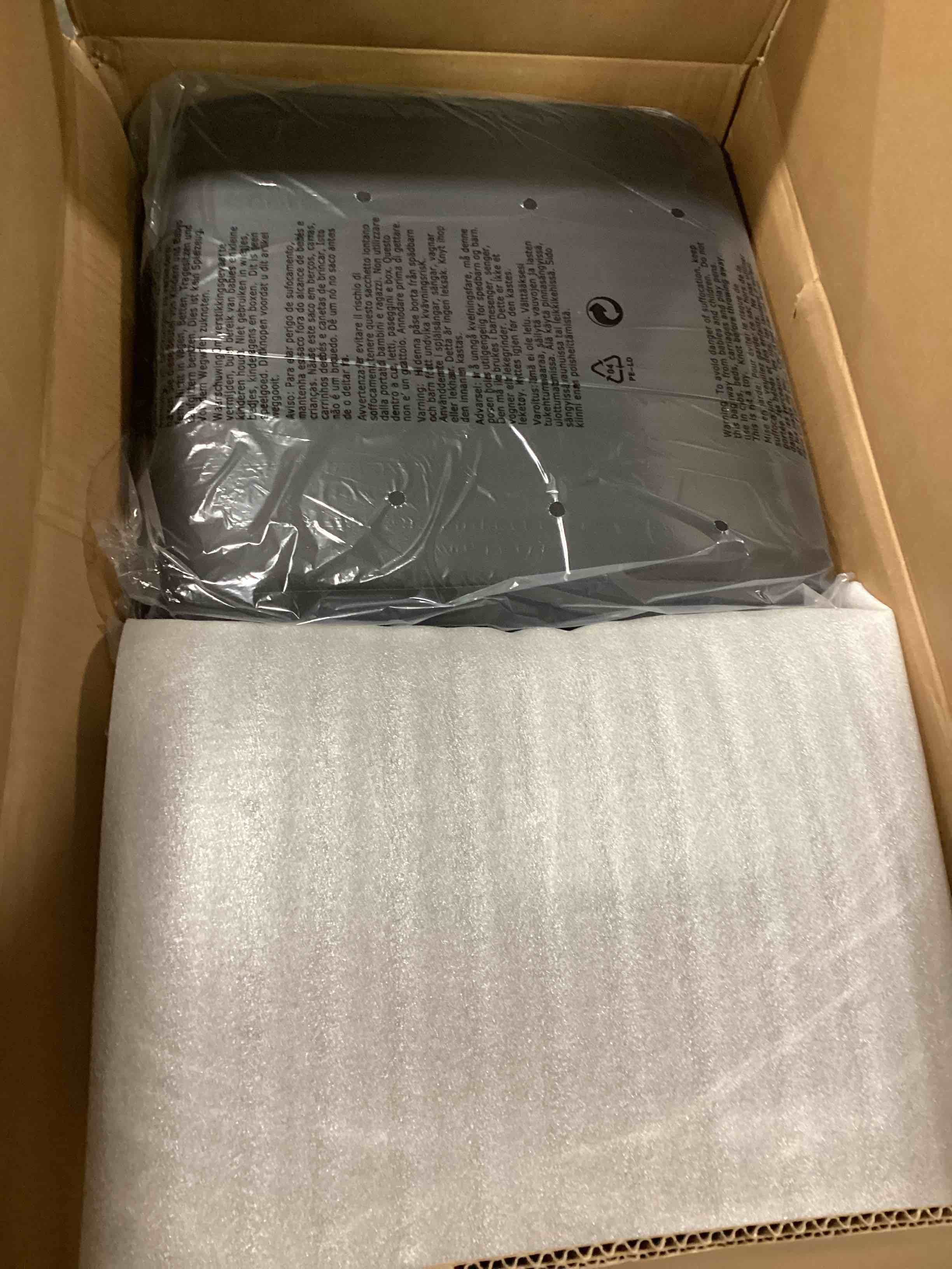 https://s3.amazonaws.com/lotting-images-prod/bidfta/BLU5793090_1706907494547.jpeg
