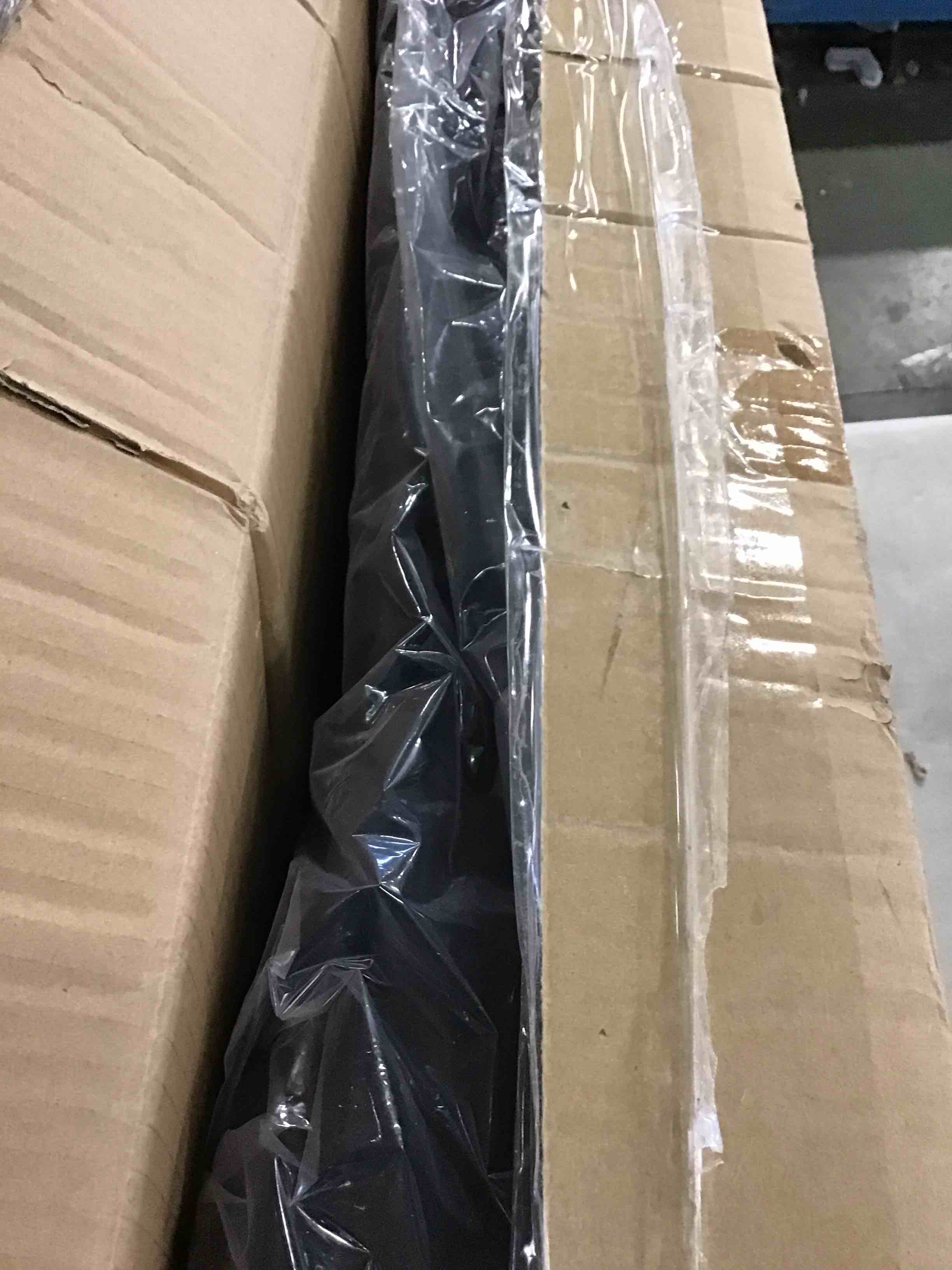 https://s3.amazonaws.com/lotting-images-prod/bidfta/BLU5793646_1705783853491.jpeg