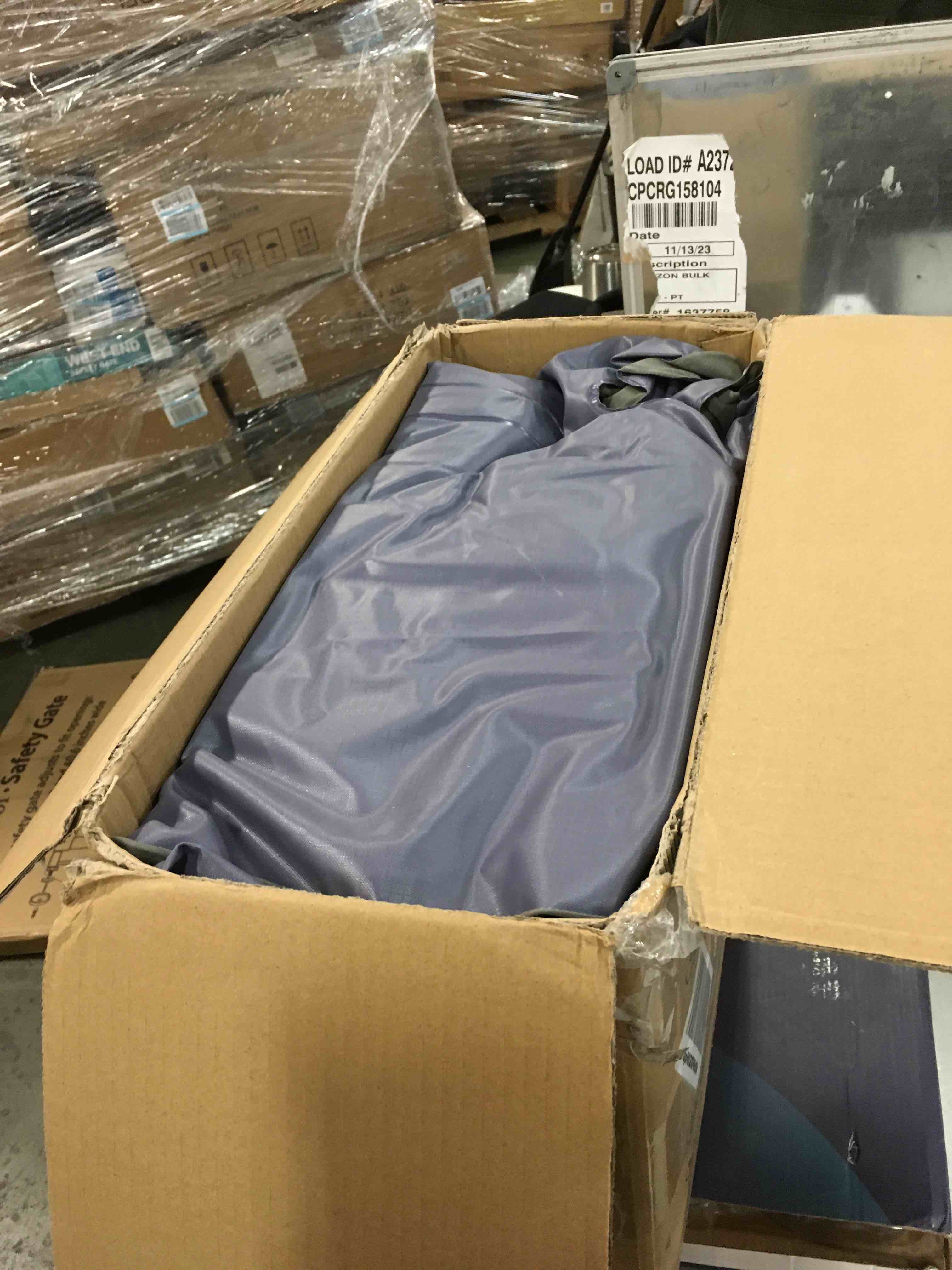 https://s3.amazonaws.com/lotting-images-prod/bidfta/BLU5793671_1705927939201.jpeg