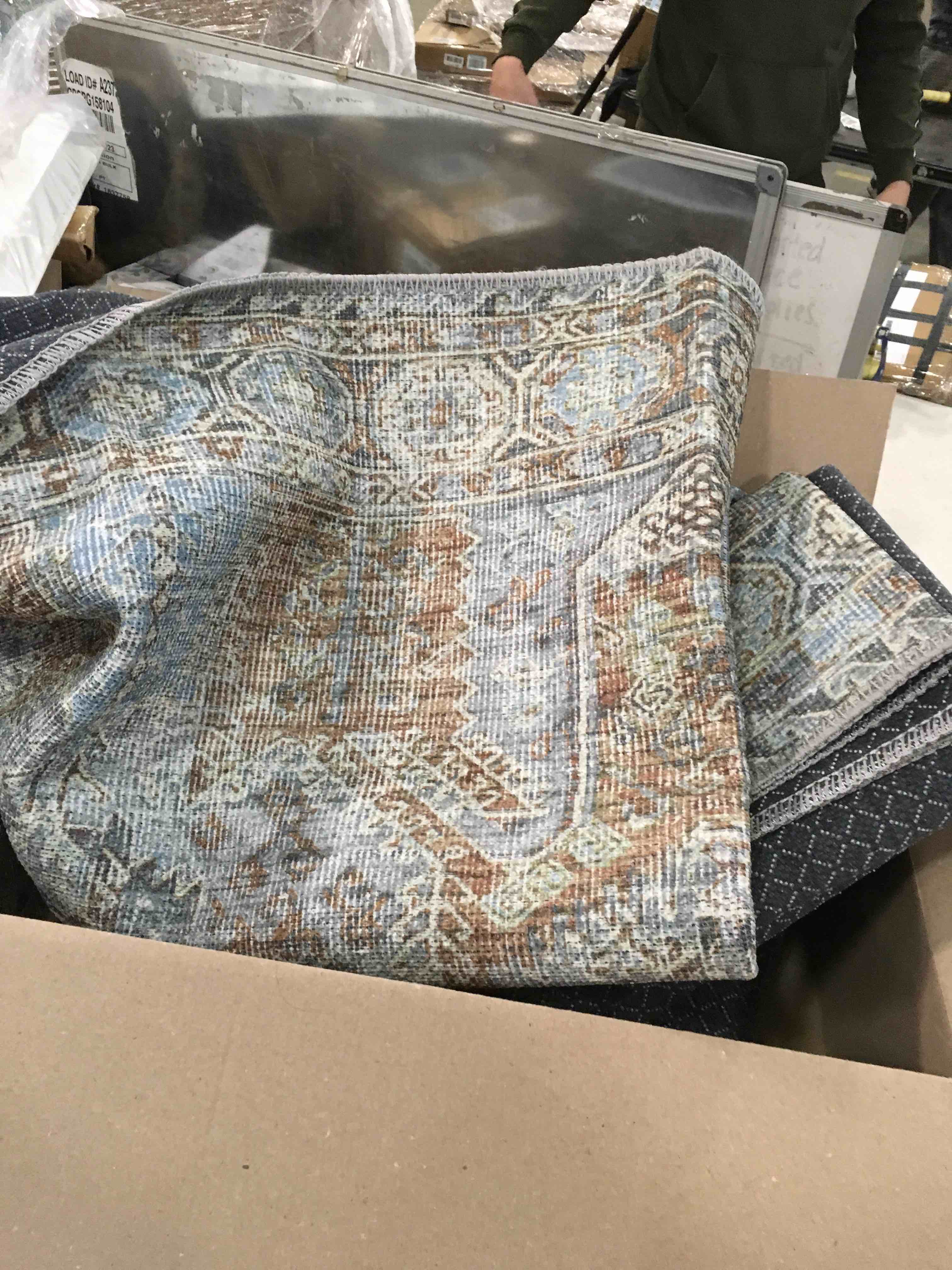 Adiva Area Rug 6’x9’