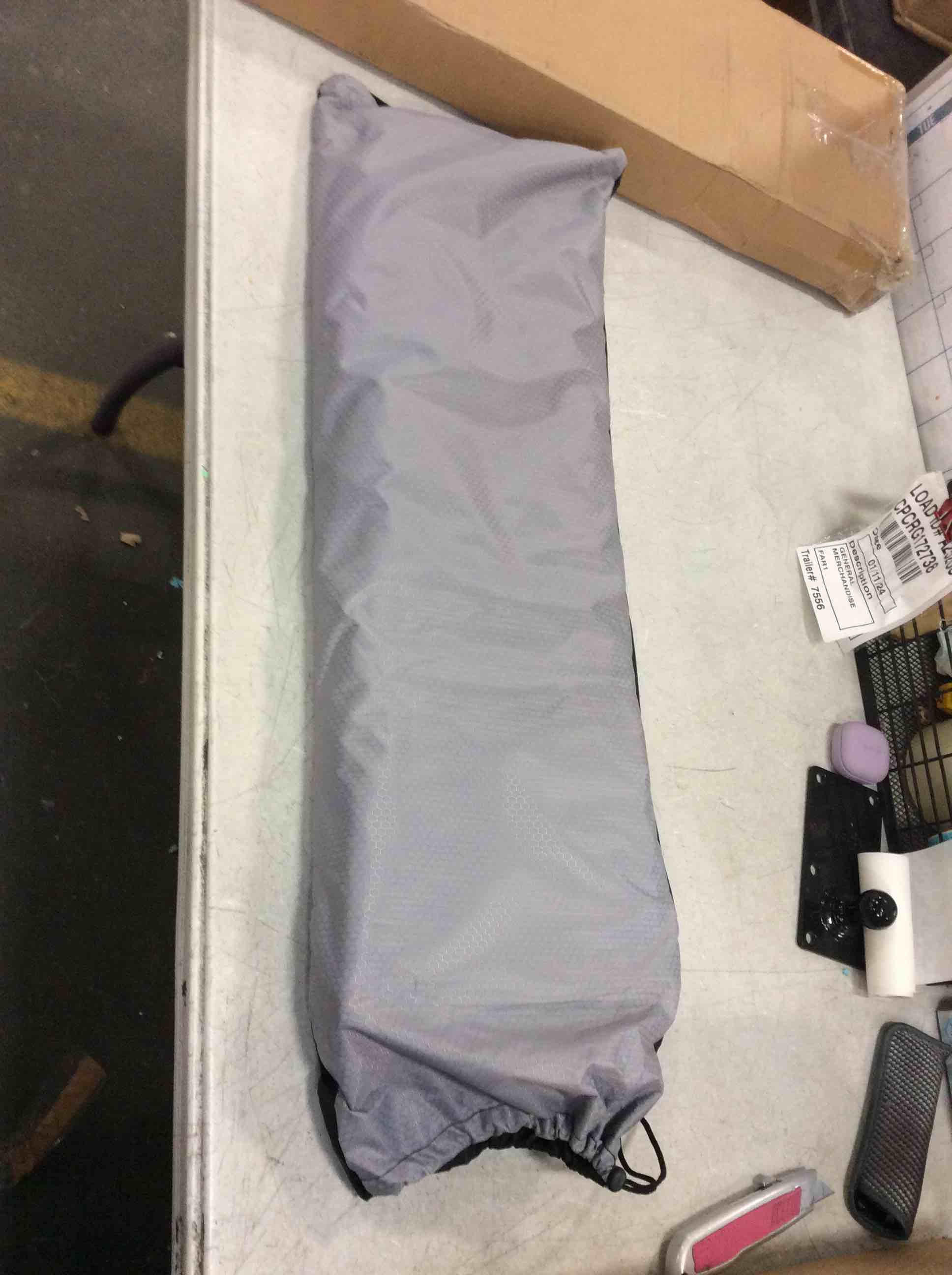 https://s3.amazonaws.com/lotting-images-prod/bidfta/BLU5793822_1706027776835.jpeg