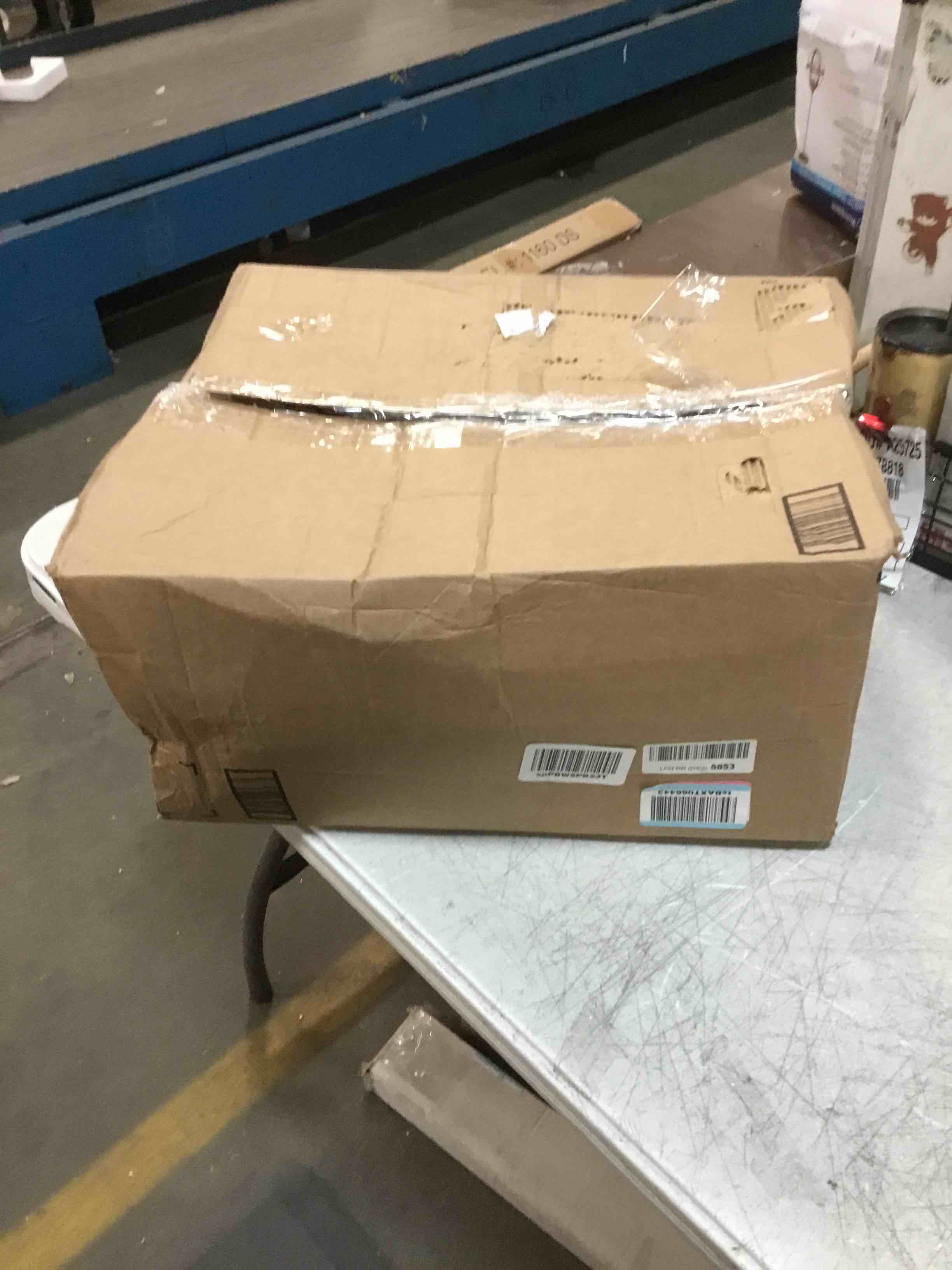 https://s3.amazonaws.com/lotting-images-prod/bidfta/BLU5794131_1706628223554.jpeg