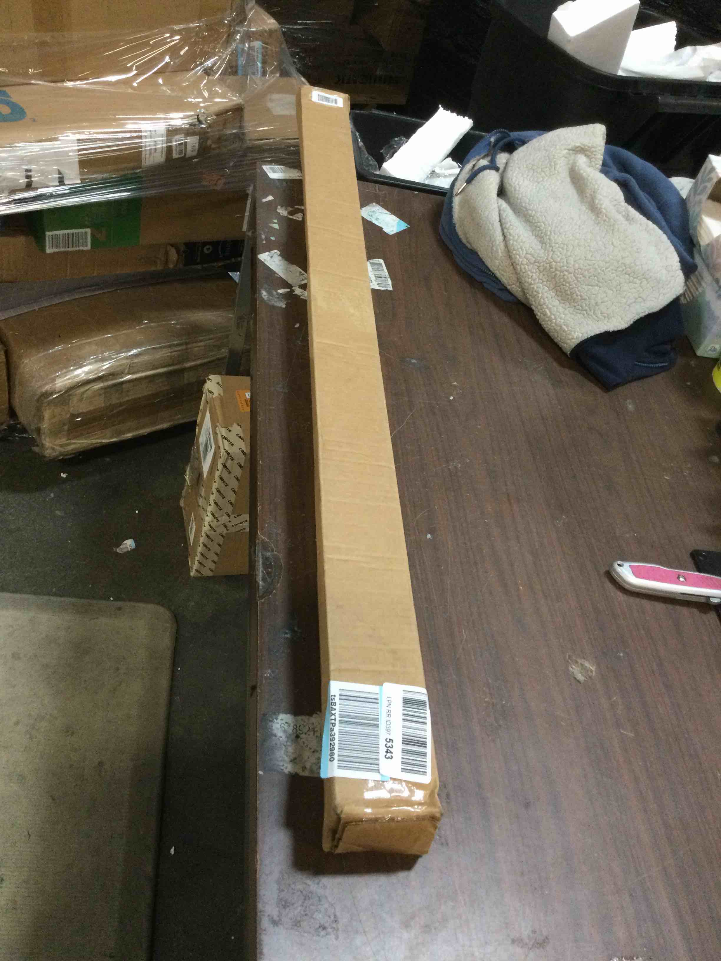 https://s3.amazonaws.com/lotting-images-prod/bidfta/BLU5794266_1706706076485.jpeg