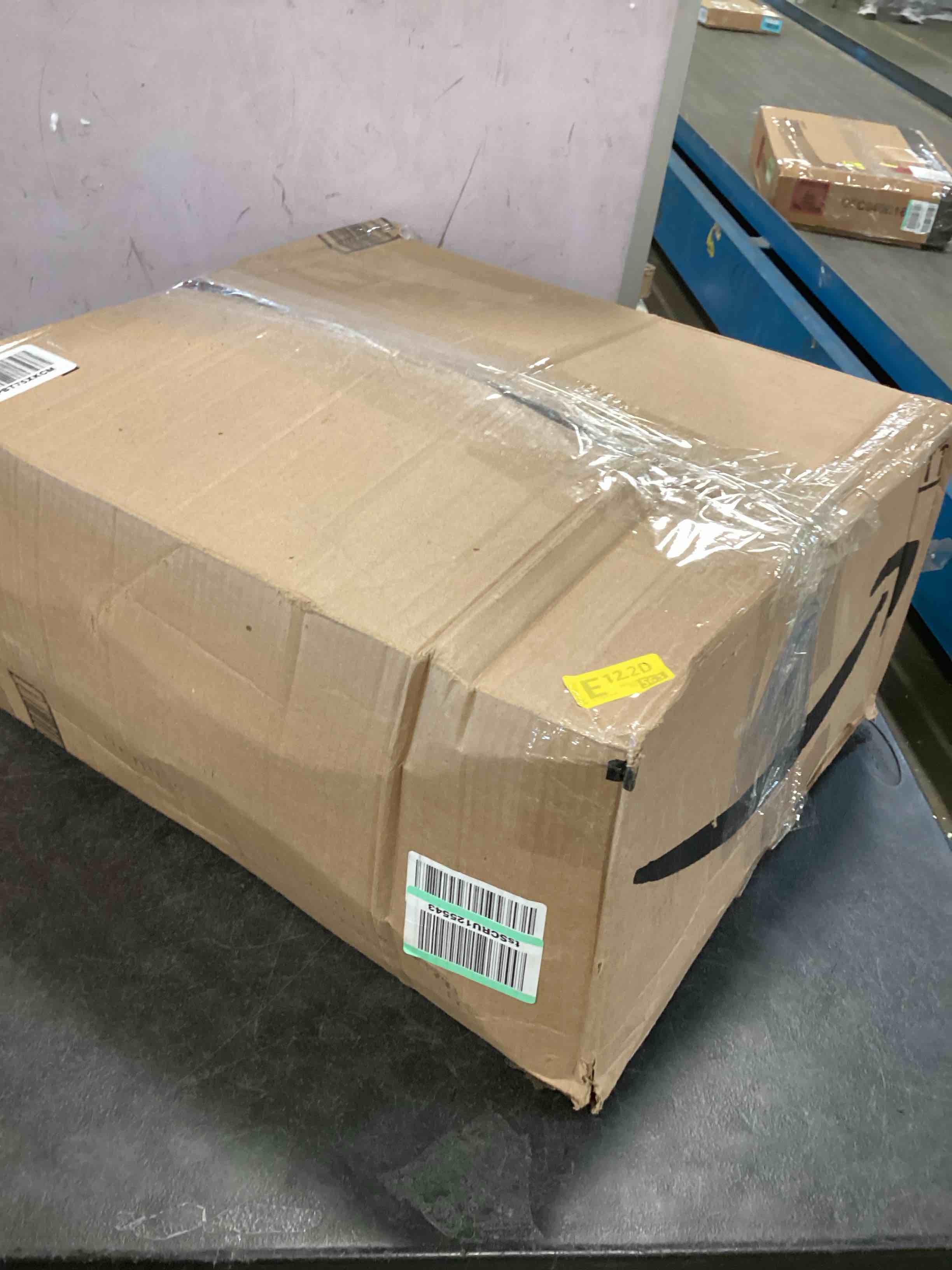 https://s3.amazonaws.com/lotting-images-prod/bidfta/BLU5794970_1705438596401.jpeg