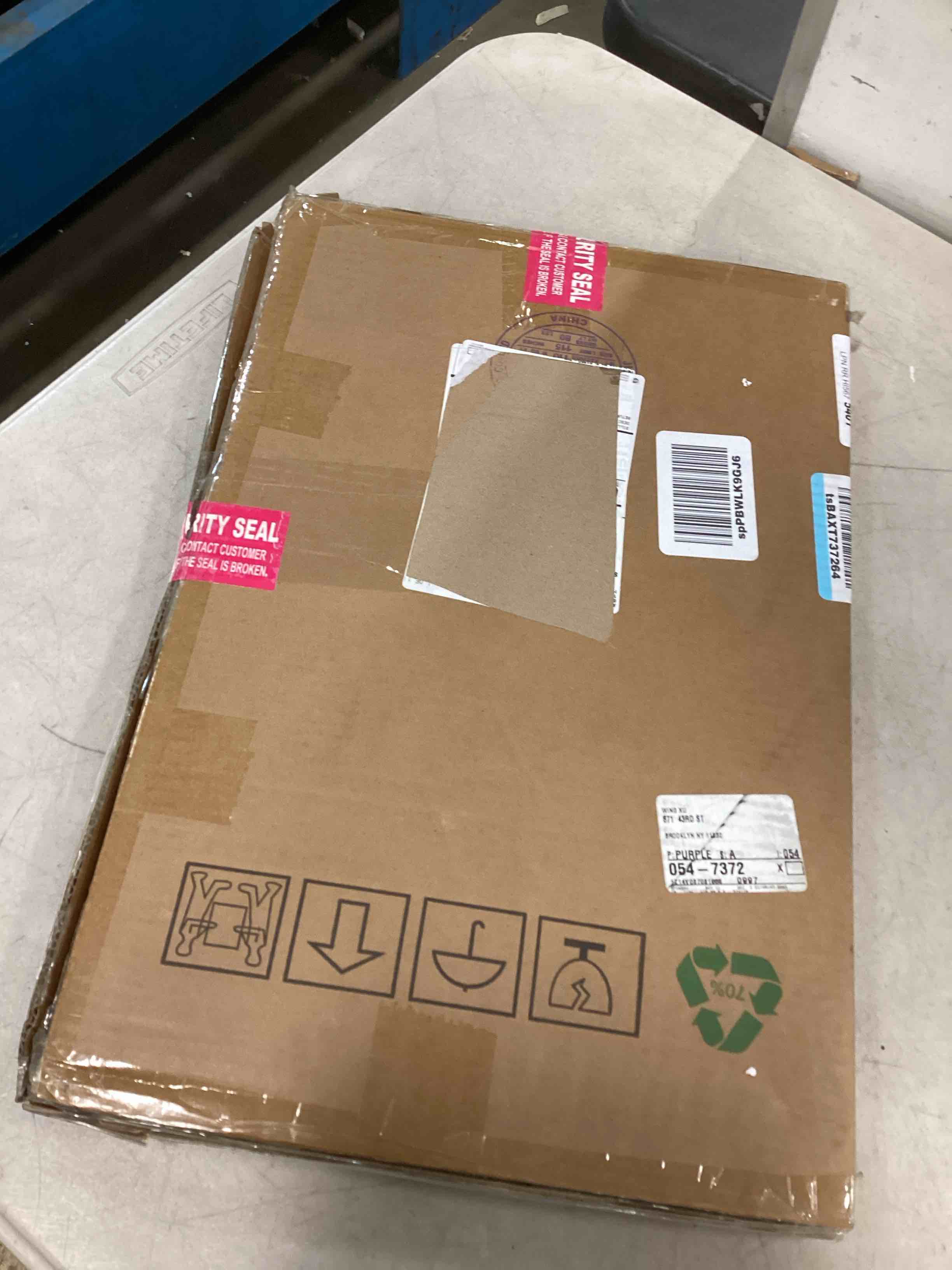 https://s3.amazonaws.com/lotting-images-prod/bidfta/BLU5795098_1705504895948.jpeg
