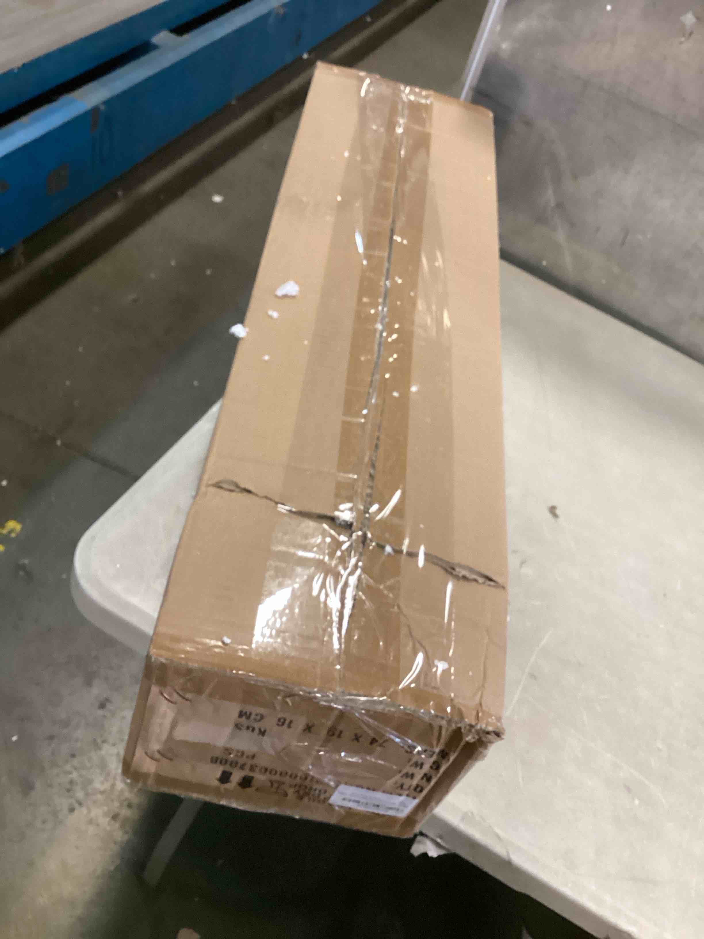 https://s3.amazonaws.com/lotting-images-prod/bidfta/BLU5795861_1705771248693.jpeg