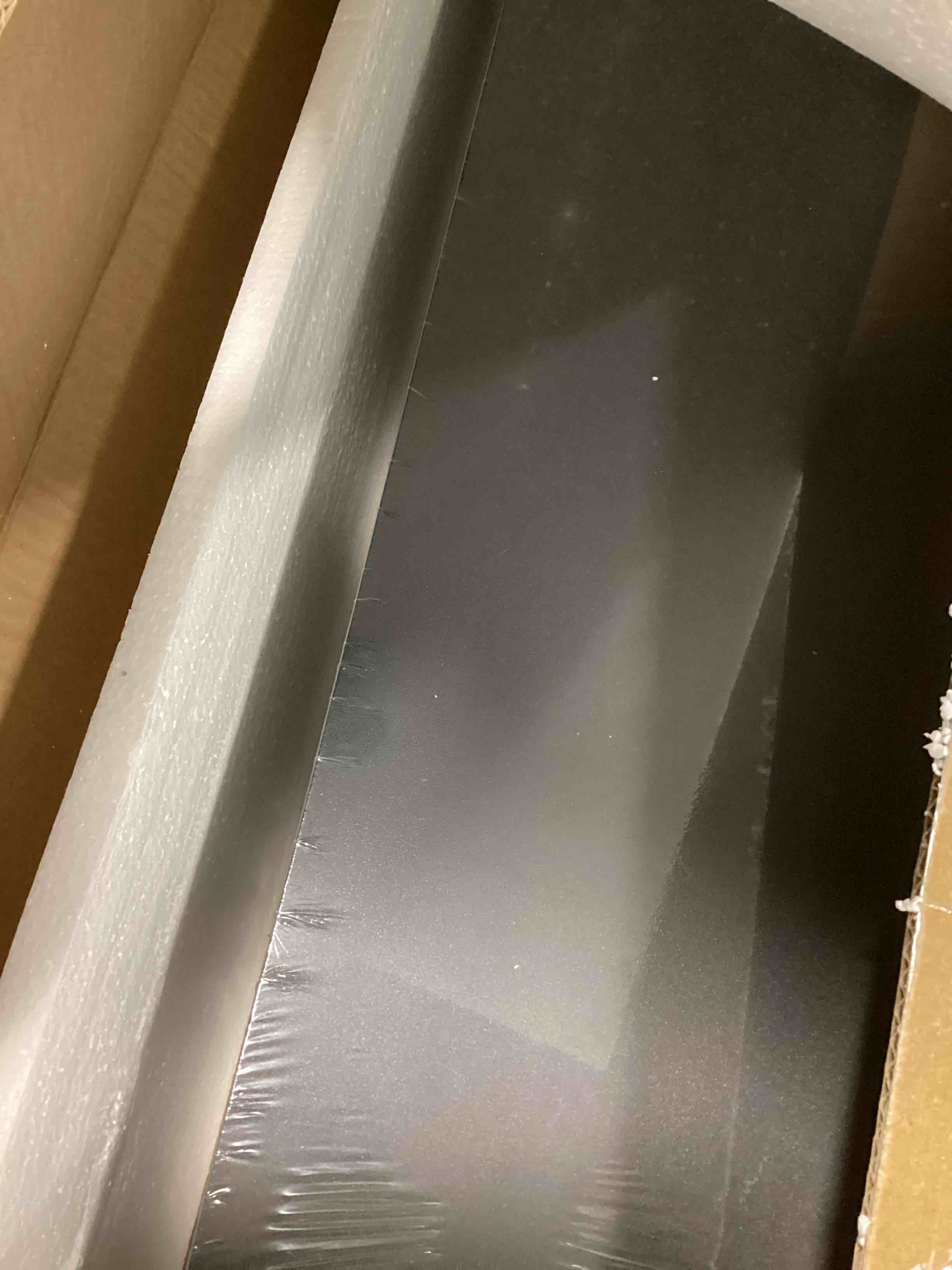 https://s3.amazonaws.com/lotting-images-prod/bidfta/BLU5796294_1706020939028.jpeg
