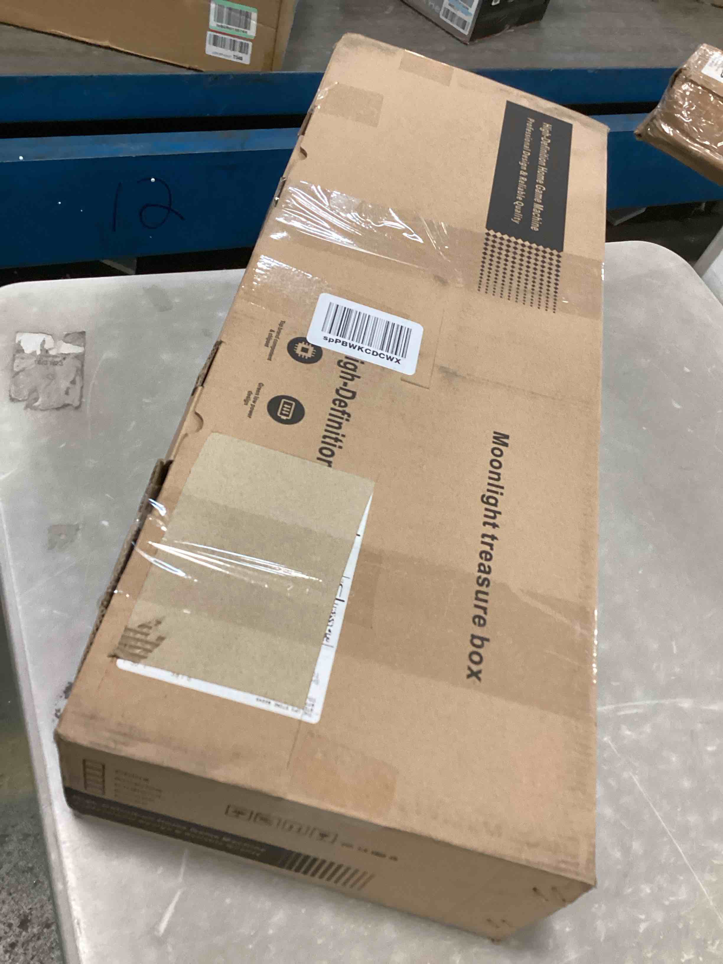 https://s3.amazonaws.com/lotting-images-prod/bidfta/BLU5796358_1706028572645.jpeg