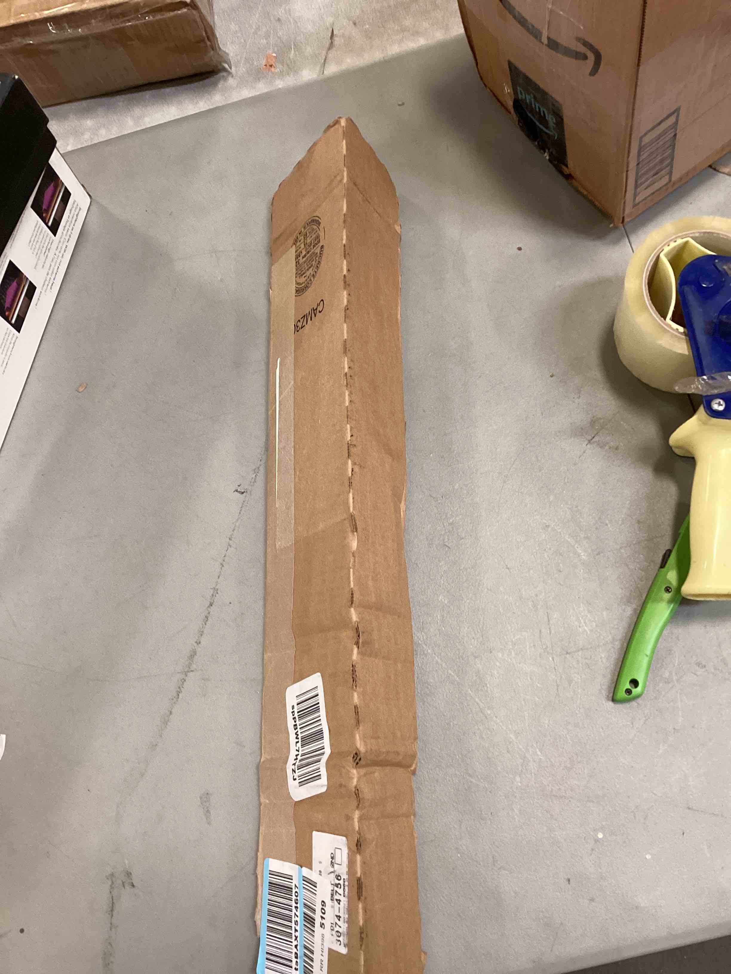 https://s3.amazonaws.com/lotting-images-prod/bidfta/BLU5797313_1706816234808.jpeg