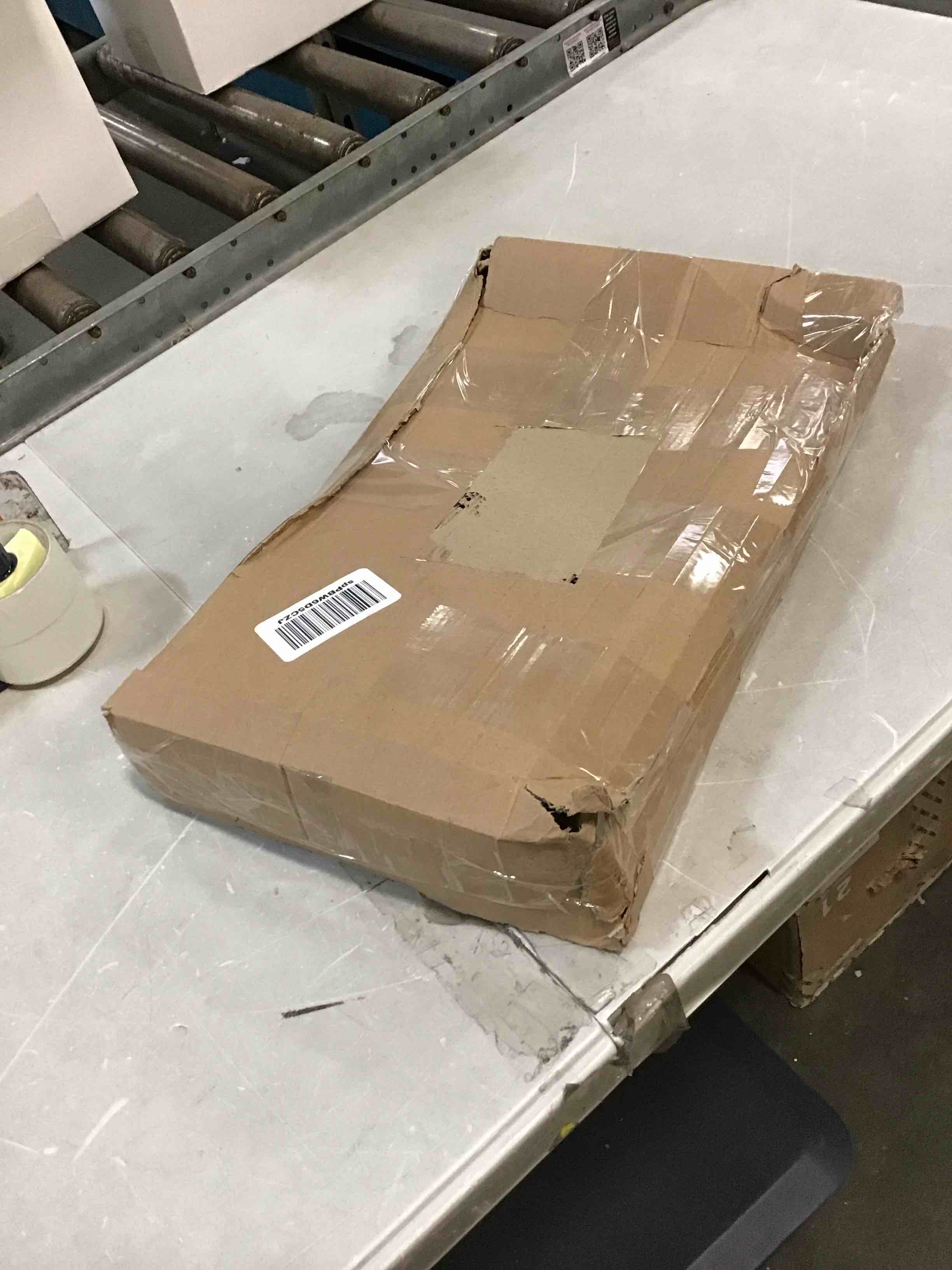 https://s3.amazonaws.com/lotting-images-prod/bidfta/BLU5797392_1706971661399.jpeg