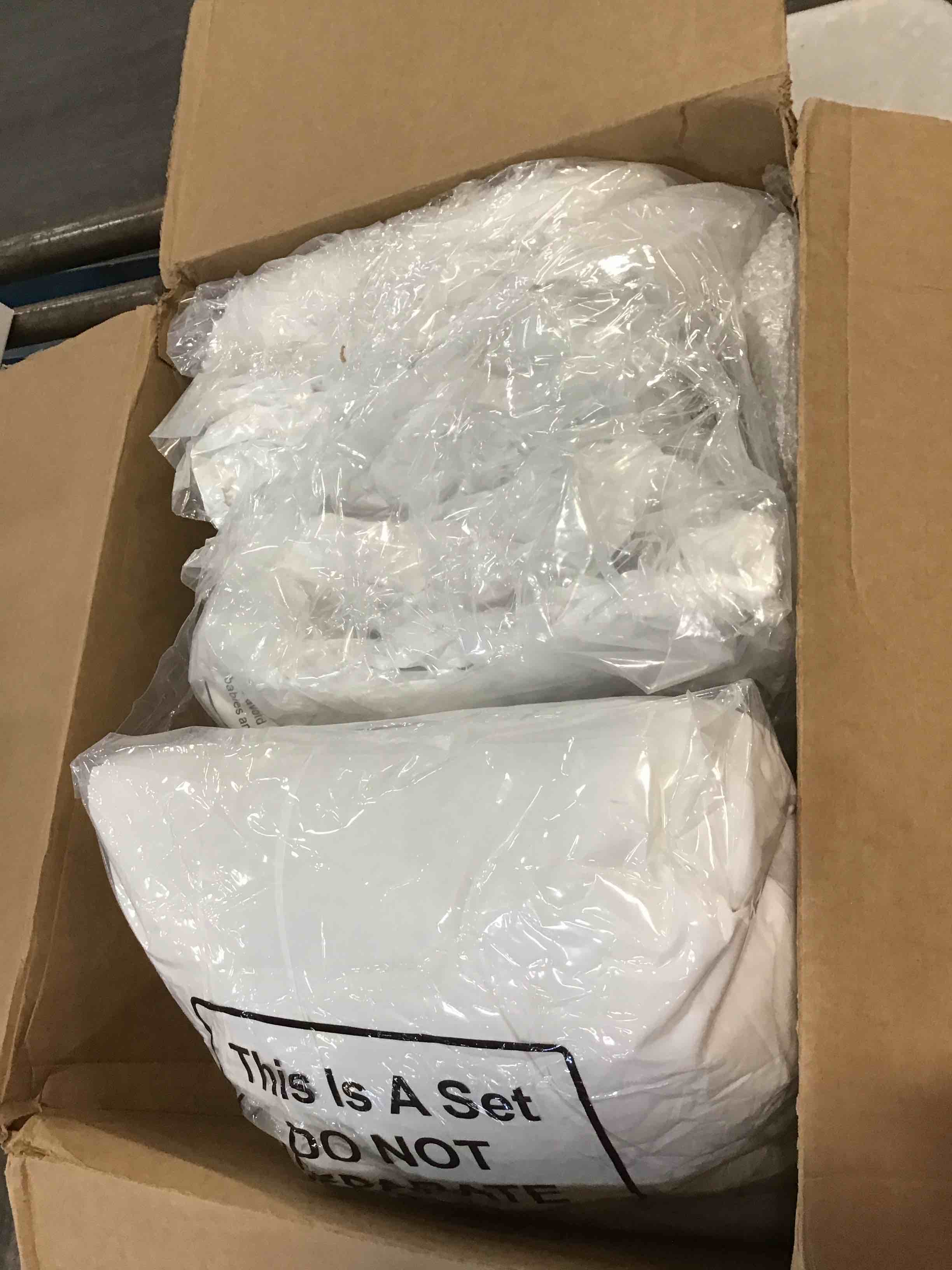 https://s3.amazonaws.com/lotting-images-prod/bidfta/BLU5797393_1706971753263.jpeg