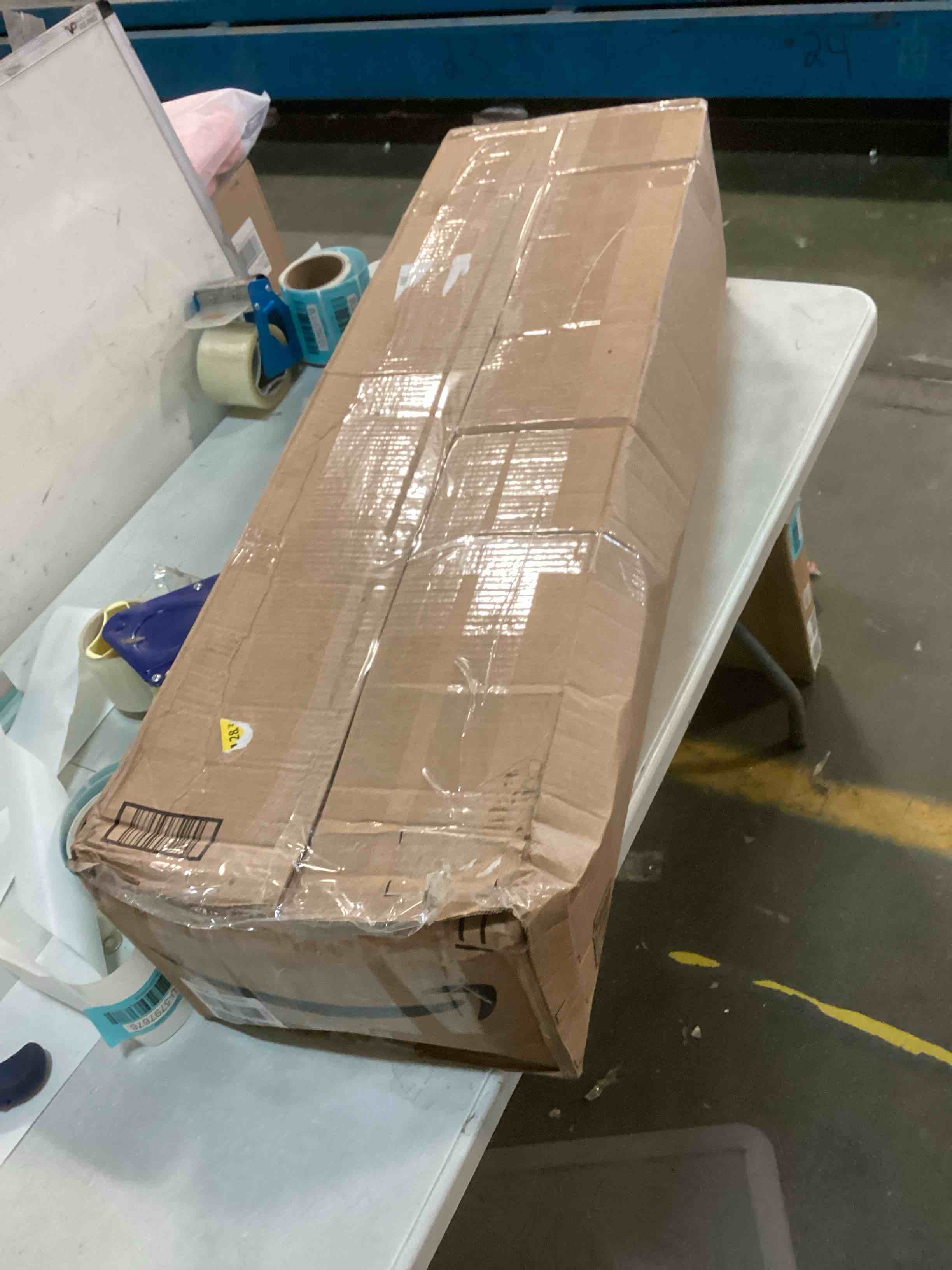 https://s3.amazonaws.com/lotting-images-prod/bidfta/BLU5797676_1707140507221.jpeg