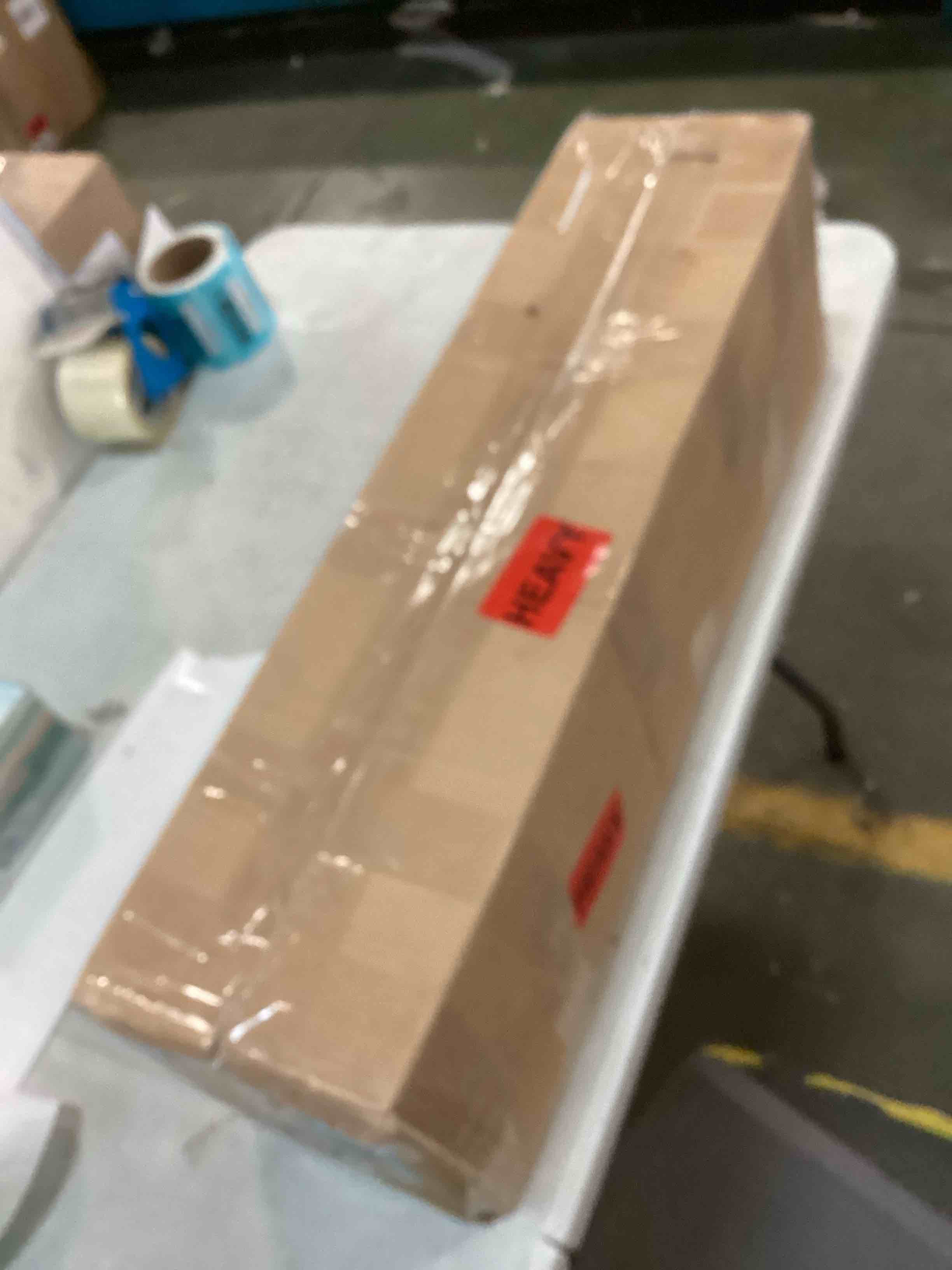 https://s3.amazonaws.com/lotting-images-prod/bidfta/BLU5797776_1707153828232.jpeg