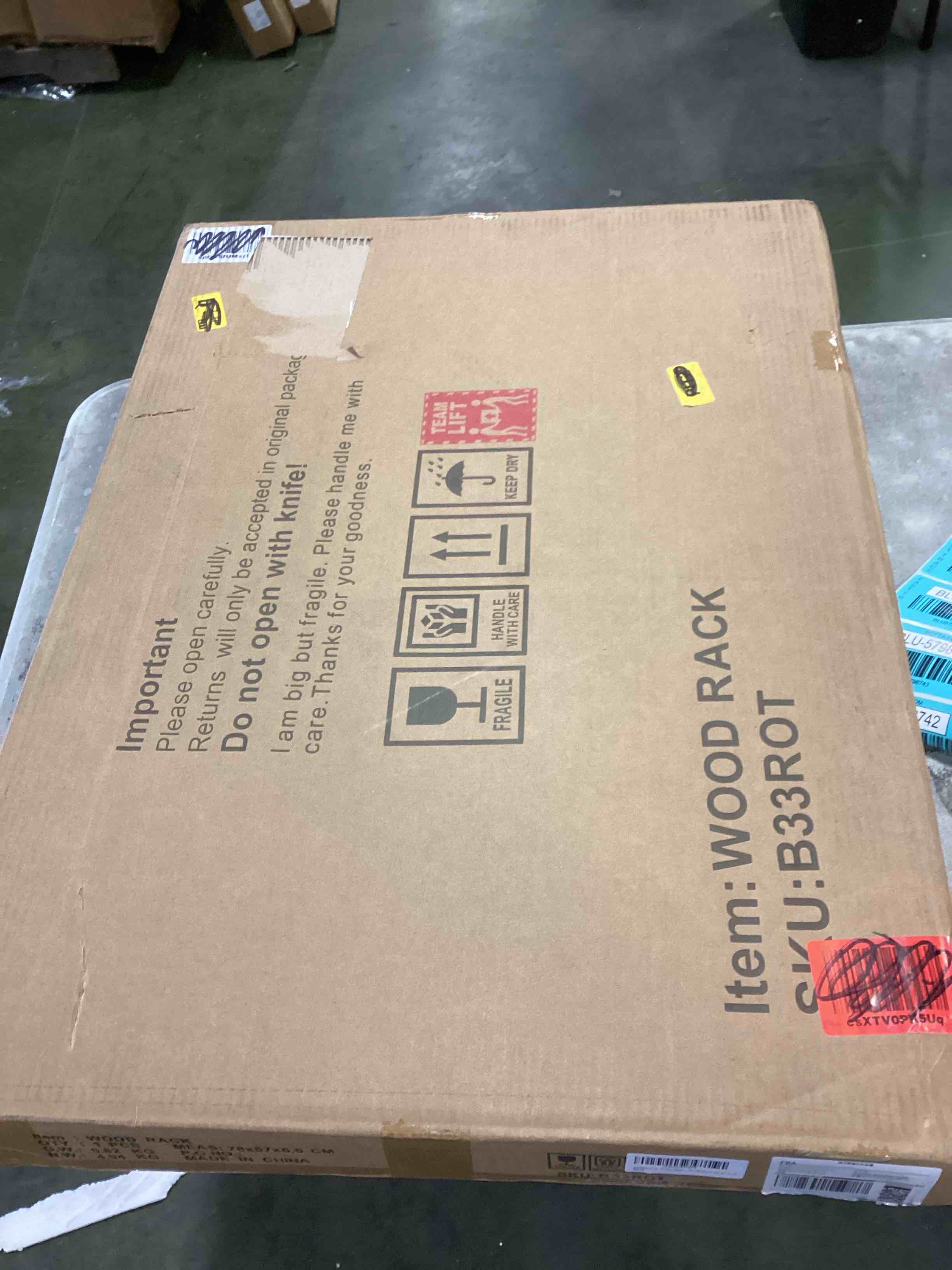 https://s3.amazonaws.com/lotting-images-prod/bidfta/BLU5798745_1705352170626.jpeg