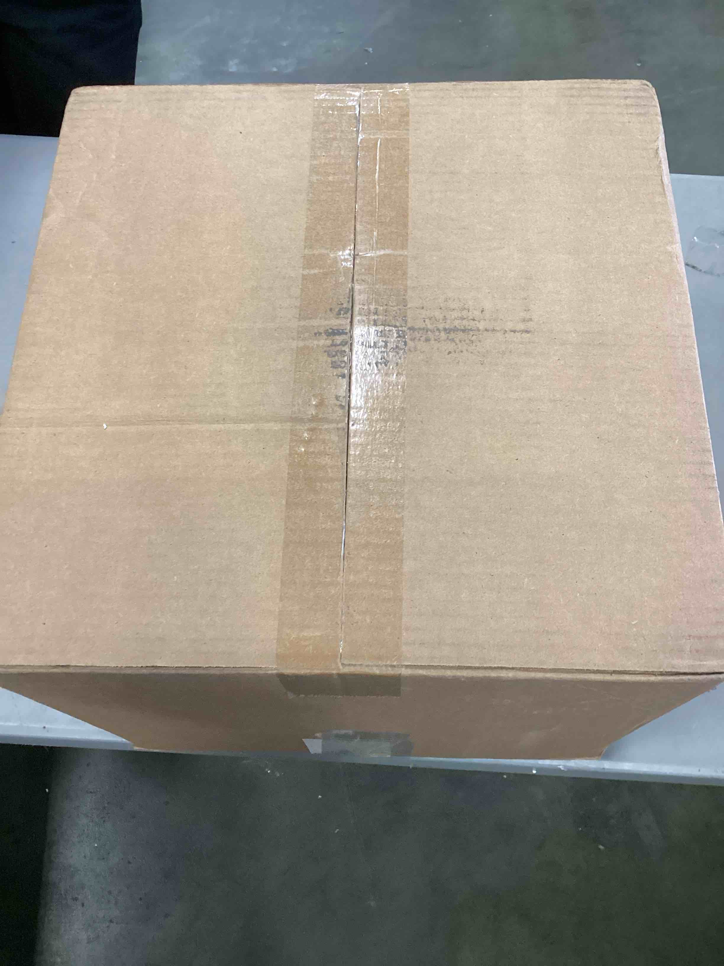 https://s3.amazonaws.com/lotting-images-prod/bidfta/BLU5798896_1705429584547.jpeg