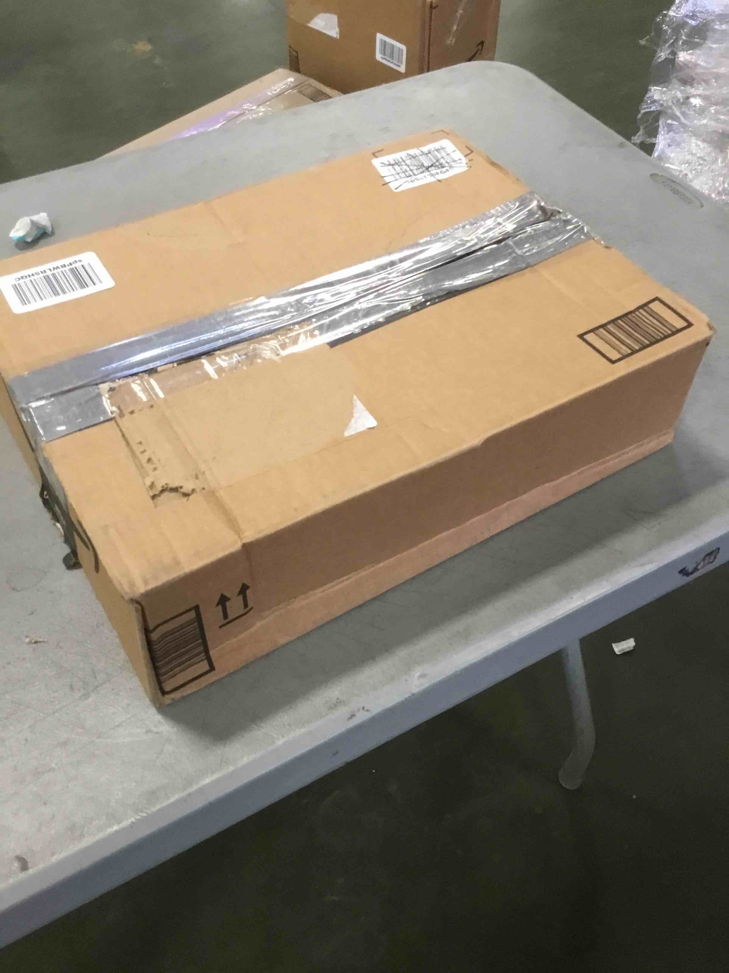 https://s3.amazonaws.com/lotting-images-prod/bidfta/BLU5799204_1705588273357.jpeg