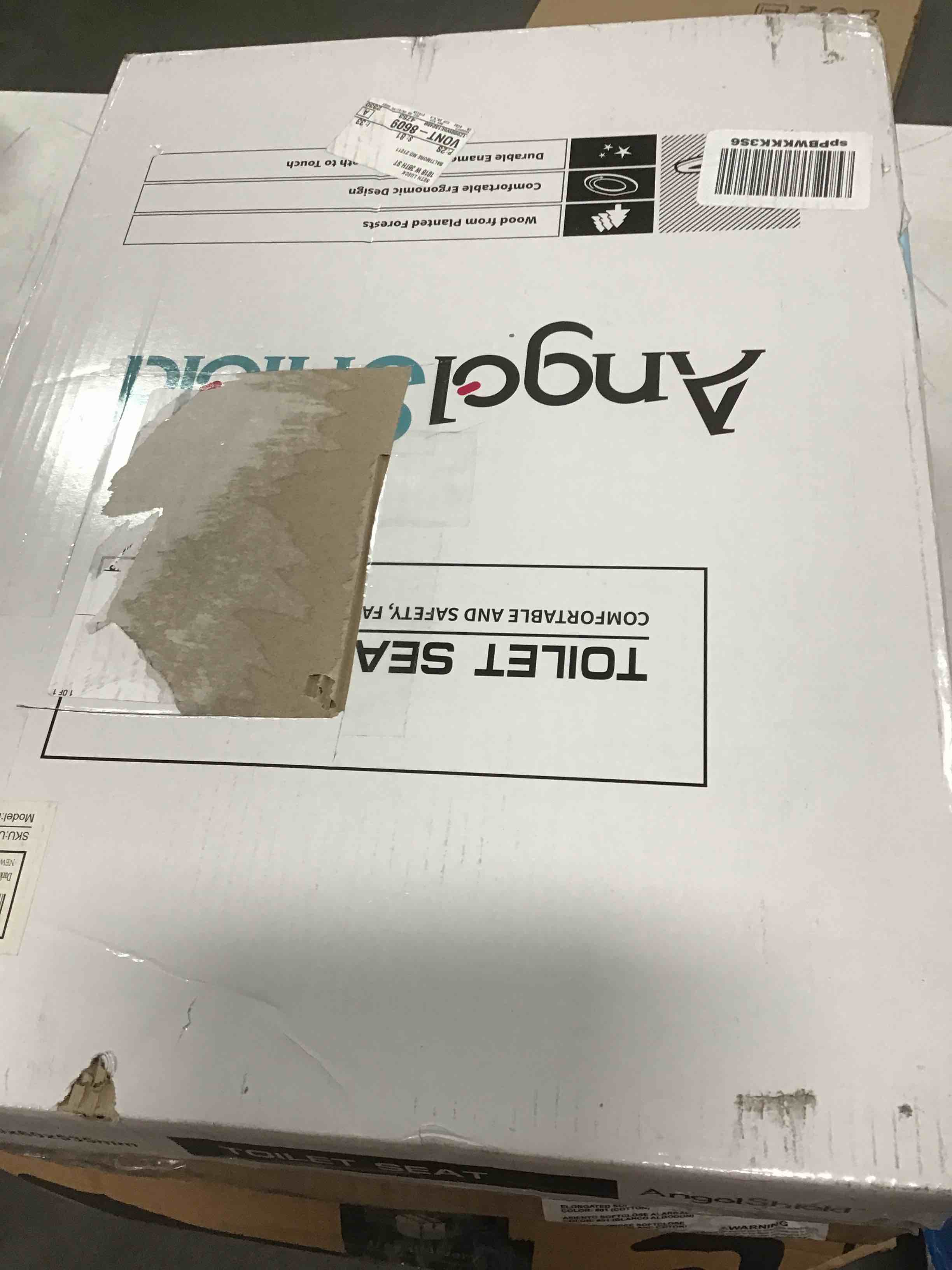 https://s3.amazonaws.com/lotting-images-prod/bidfta/BLU5799950_1705407339405.jpeg