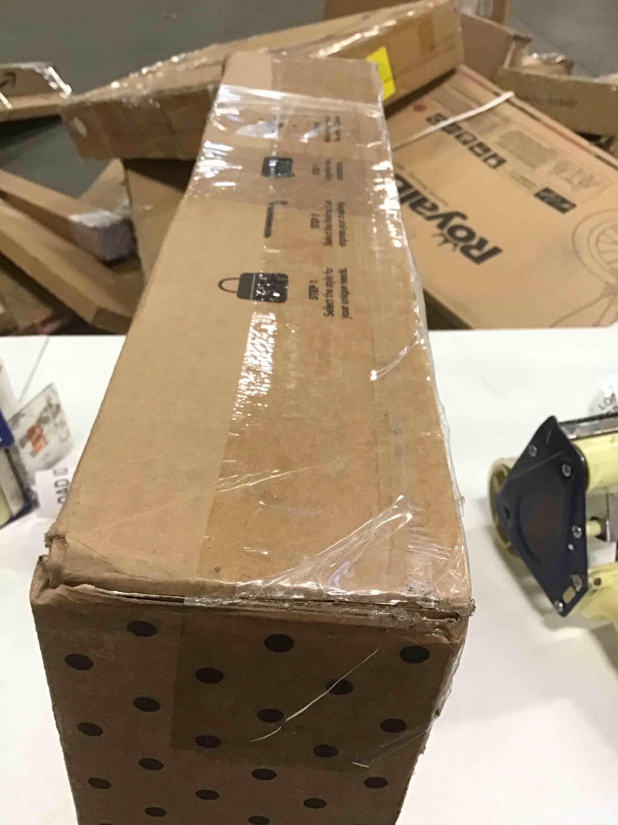 https://s3.amazonaws.com/lotting-images-prod/bidfta/BLU5799978_1705412202555.jpeg