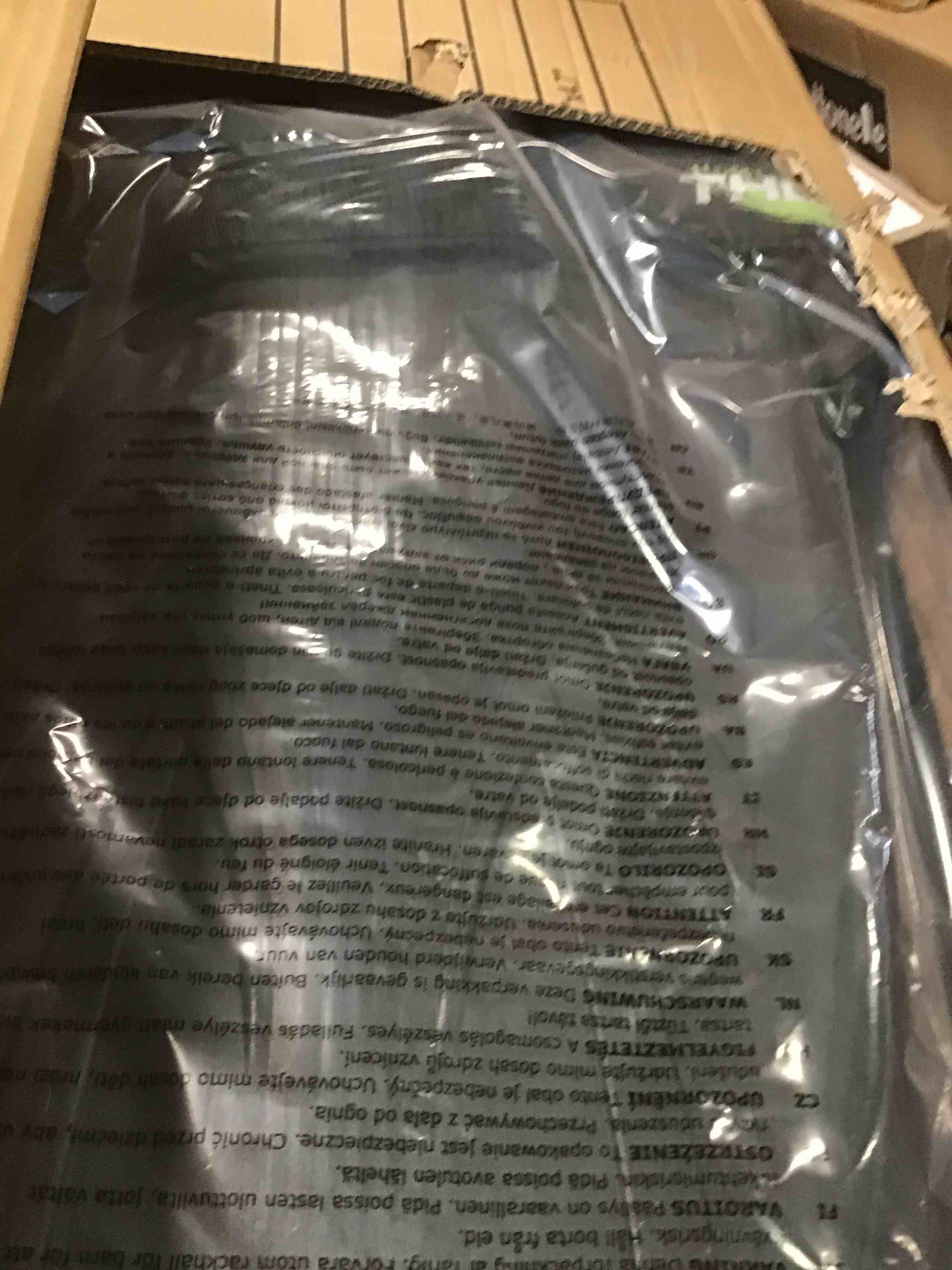 https://s3.amazonaws.com/lotting-images-prod/bidfta/BLU5800052_1705429441418.jpeg