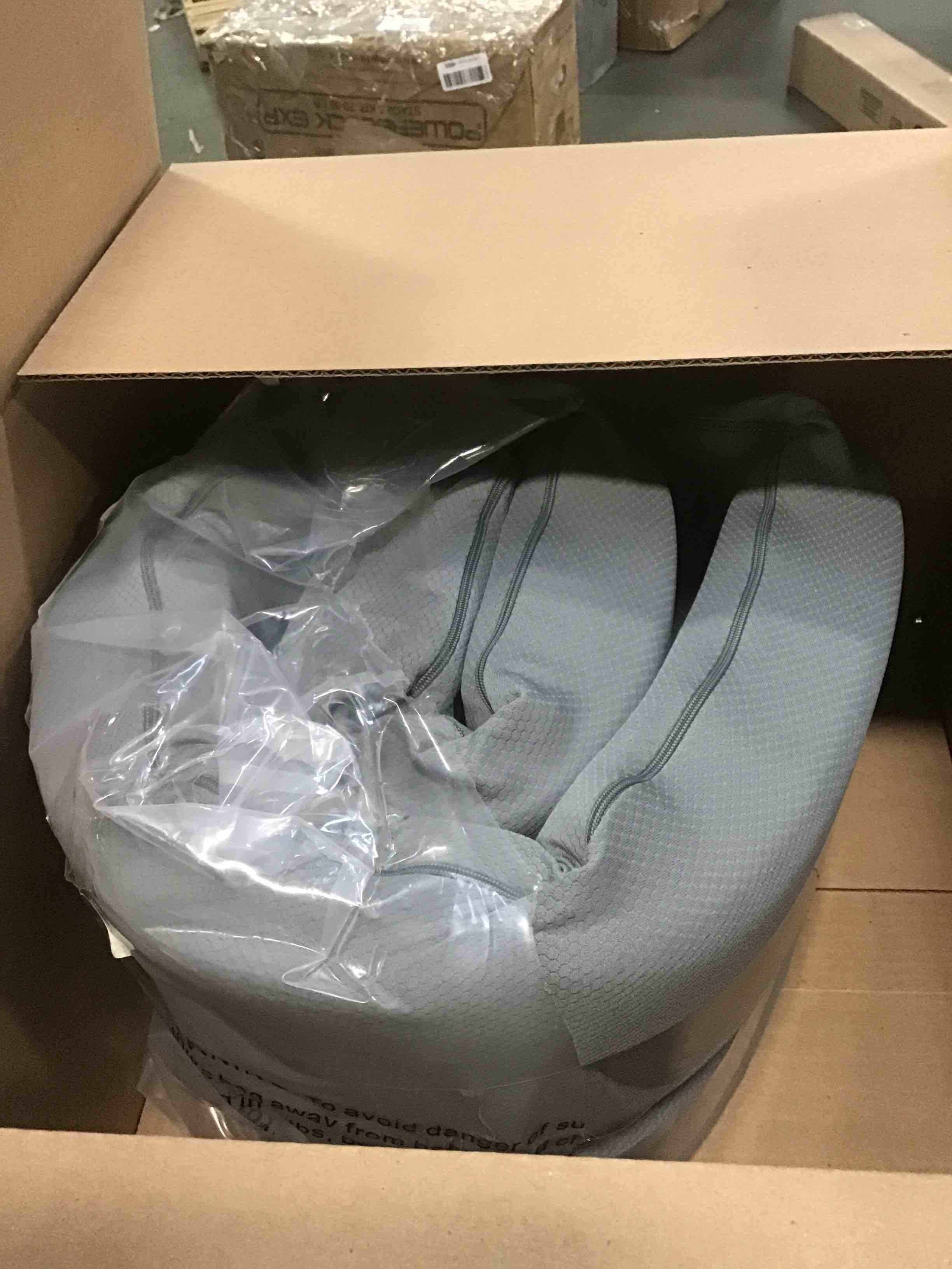 https://s3.amazonaws.com/lotting-images-prod/bidfta/BLU5800156_1705500385506.jpeg