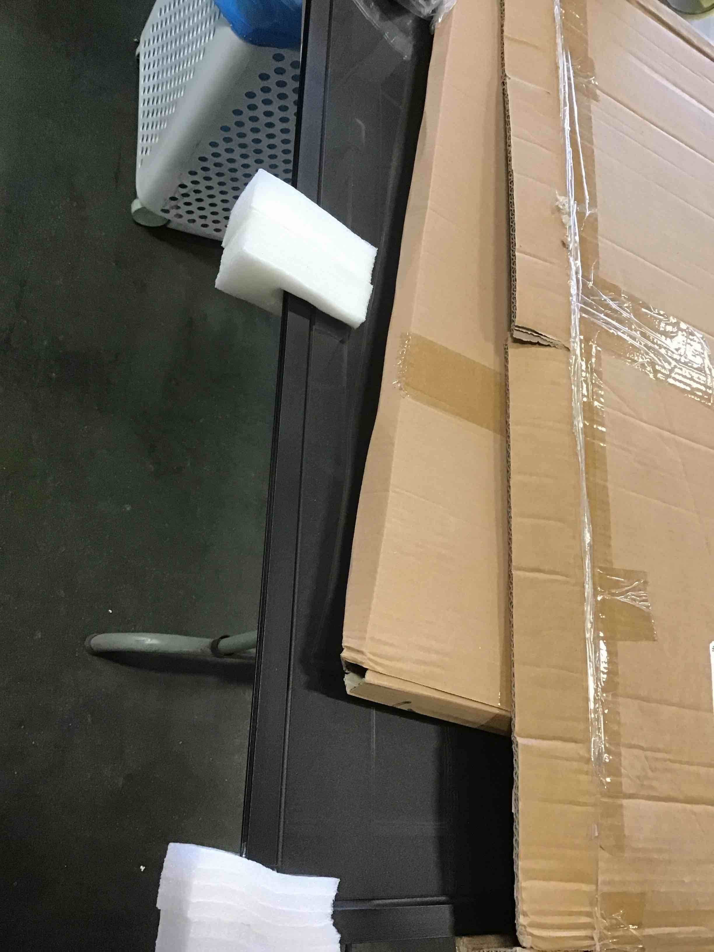 https://s3.amazonaws.com/lotting-images-prod/bidfta/BLU5800924_1705781236310.jpeg