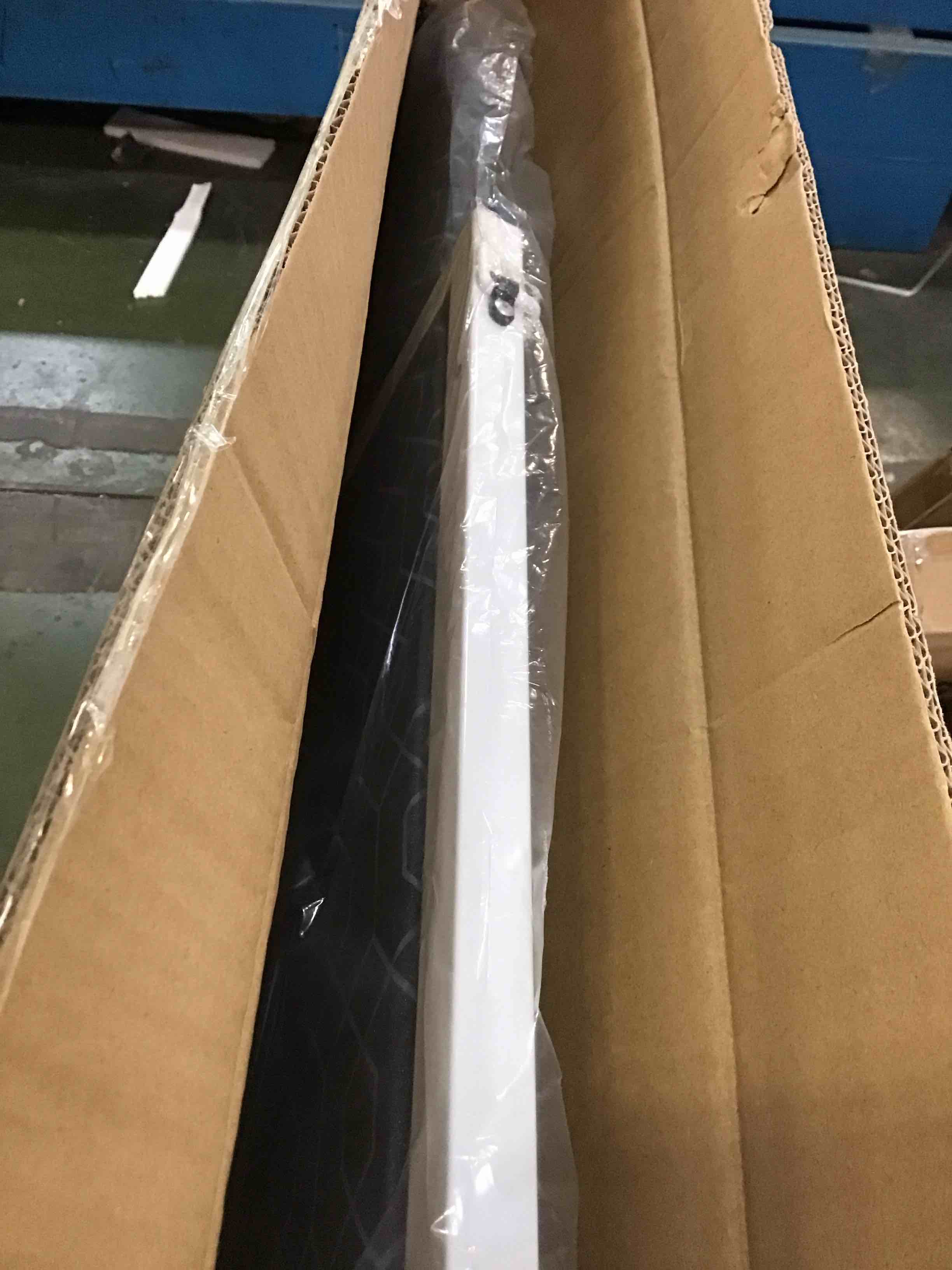https://s3.amazonaws.com/lotting-images-prod/bidfta/BLU5801224_1705420396688.jpeg