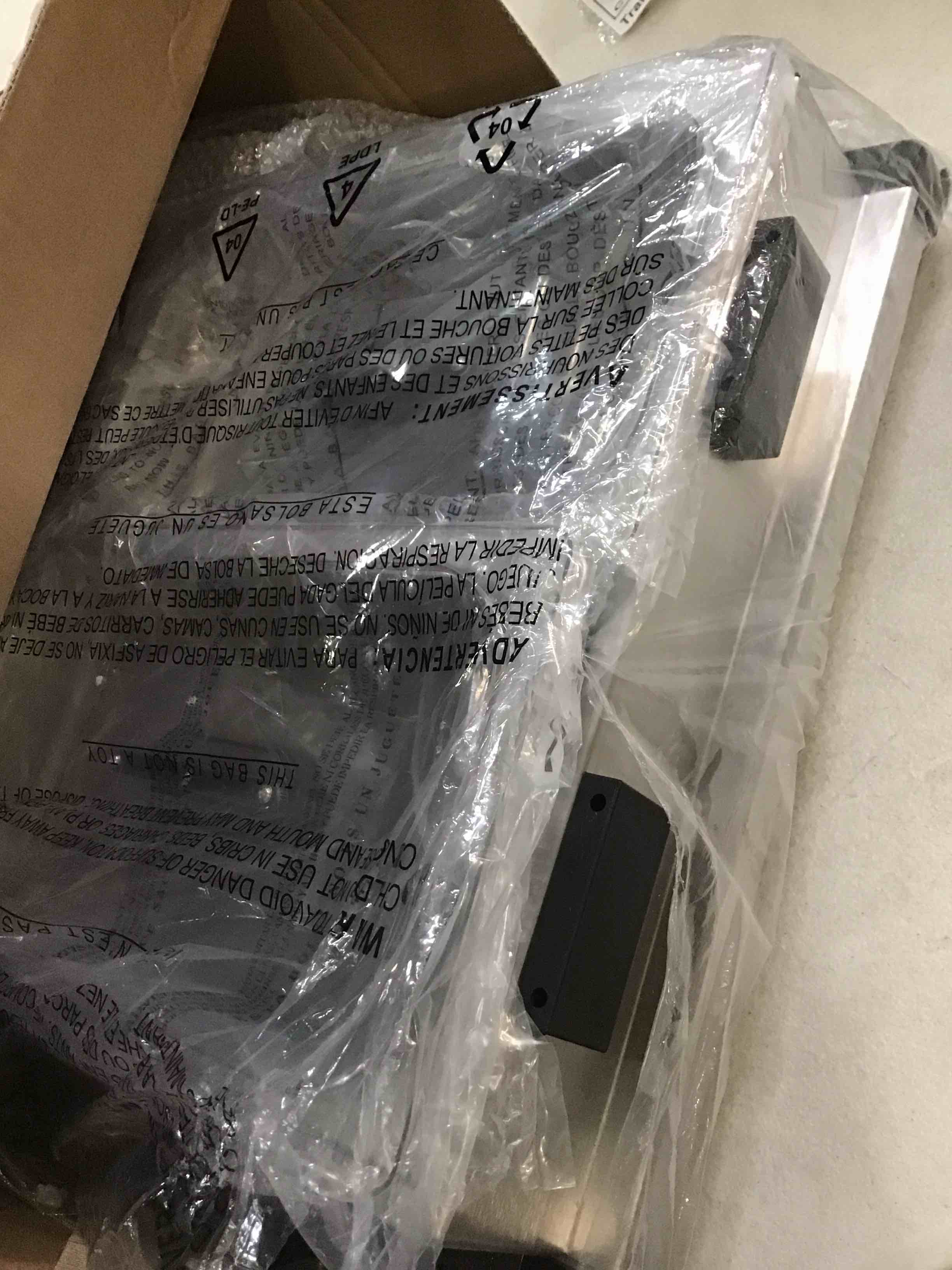 https://s3.amazonaws.com/lotting-images-prod/bidfta/BLU5801260_1705429675930.jpeg