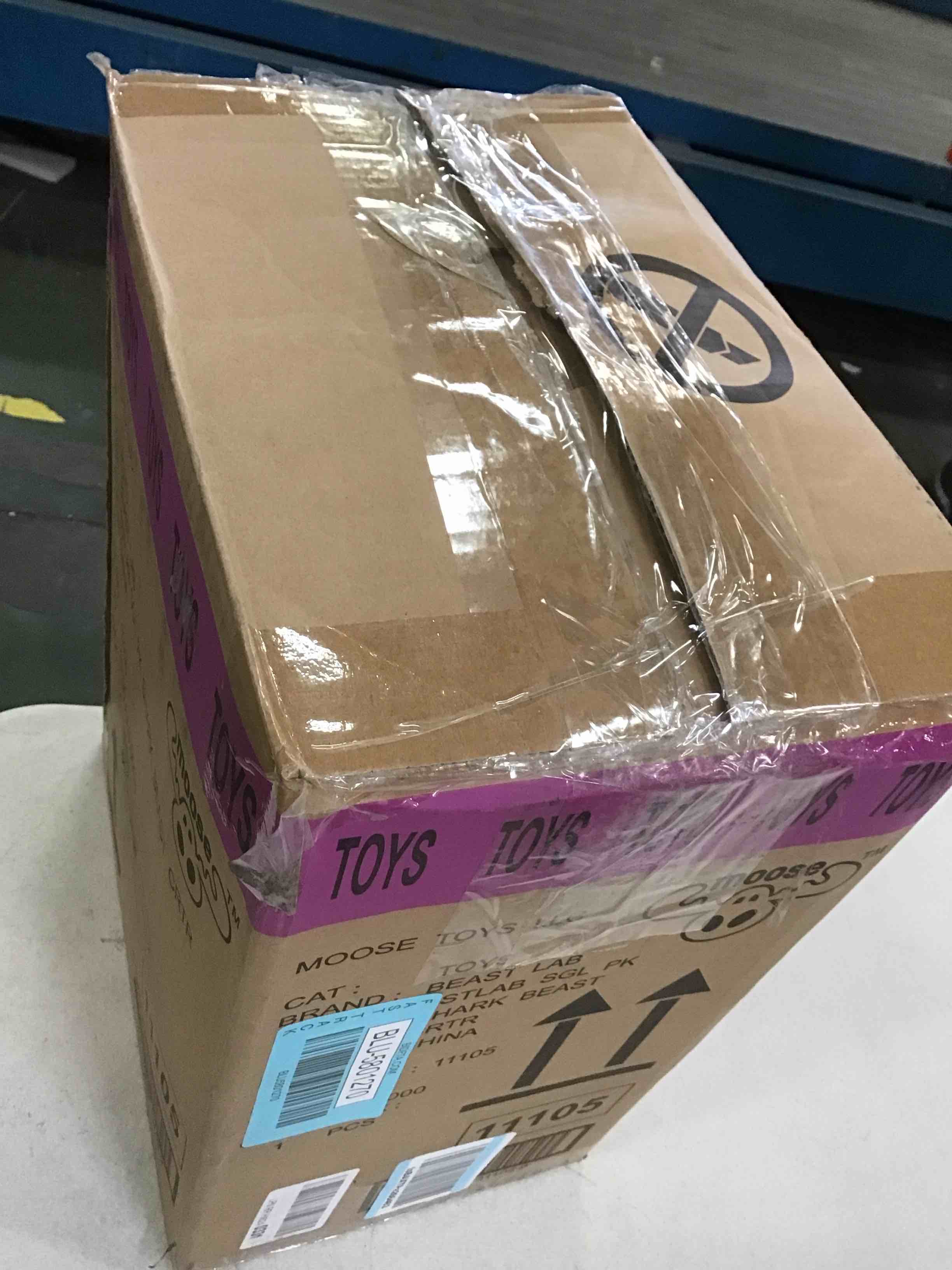 https://s3.amazonaws.com/lotting-images-prod/bidfta/BLU5801270_1705430952342.jpeg