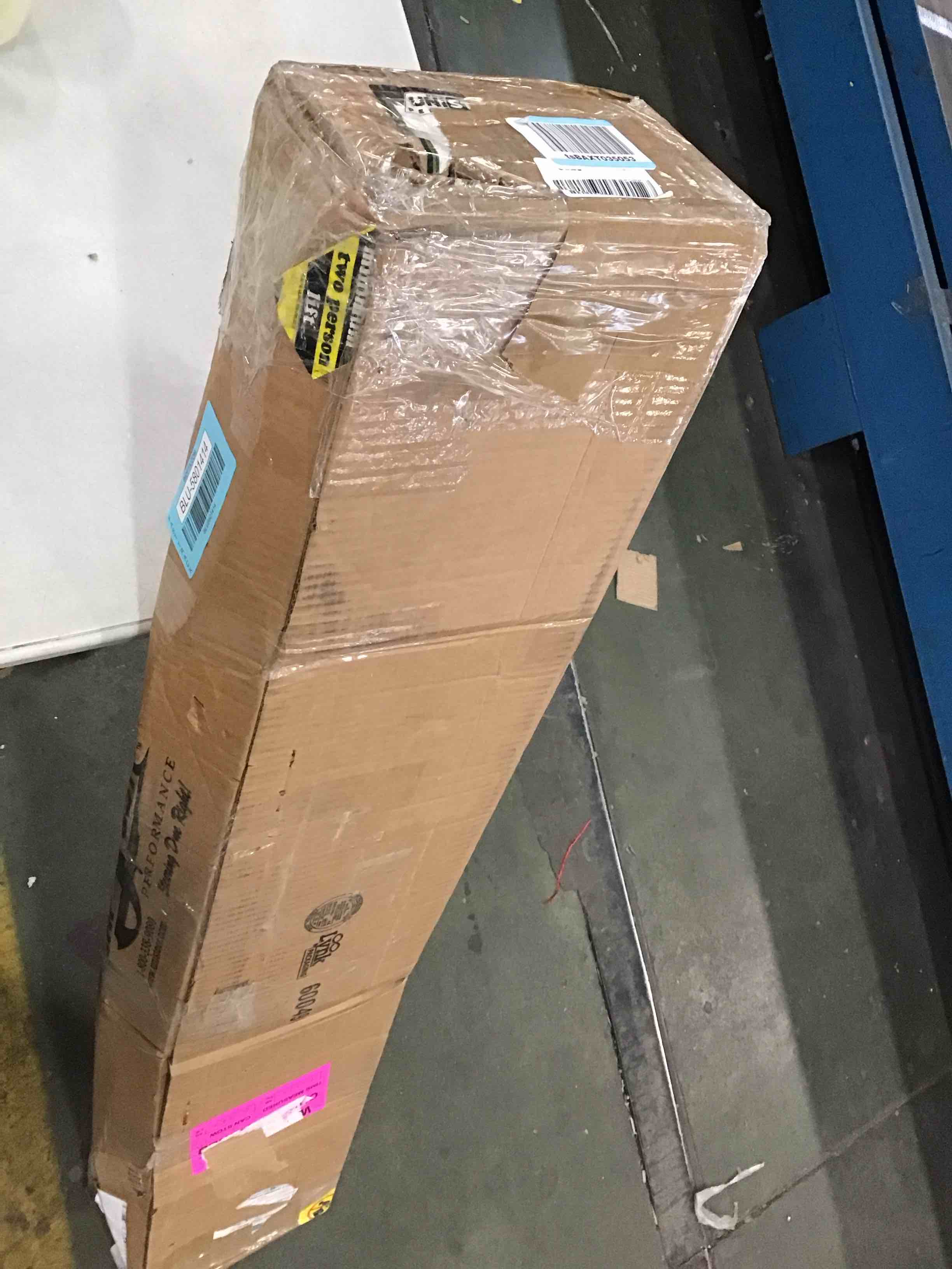 https://s3.amazonaws.com/lotting-images-prod/bidfta/BLU5801414_1705500164478.jpeg