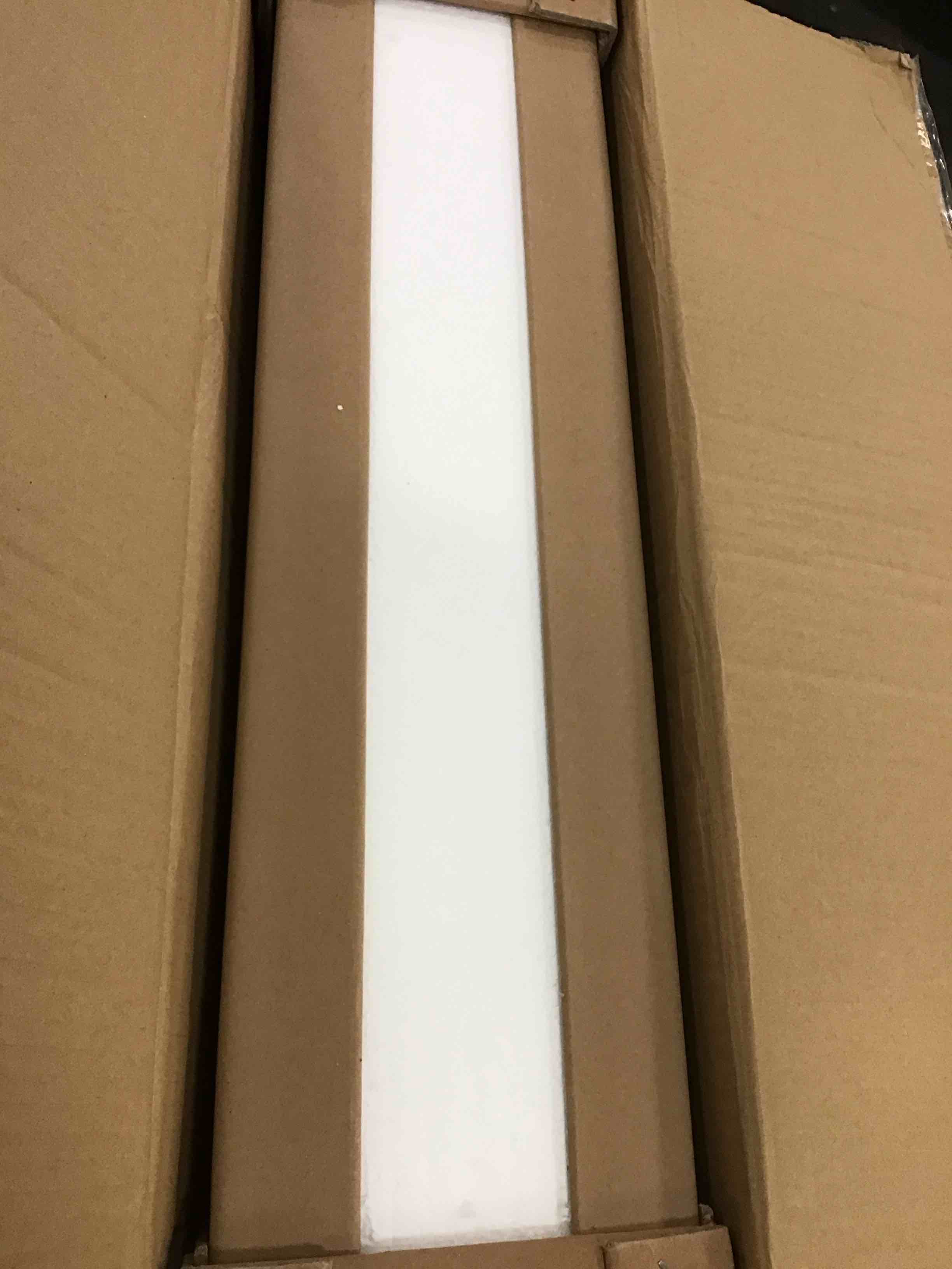https://s3.amazonaws.com/lotting-images-prod/bidfta/BLU5801555_1705525108092.jpeg
